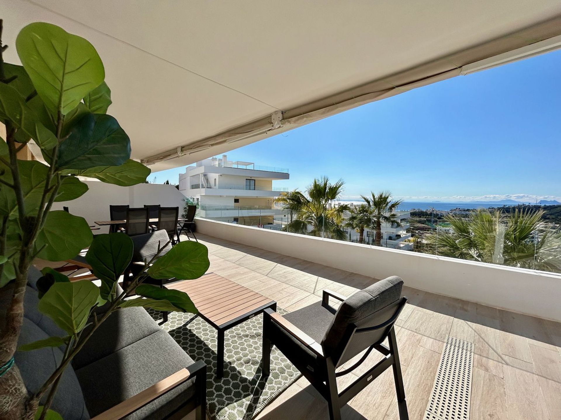 Kondominium dalam Estepona, Andalusia 12479366