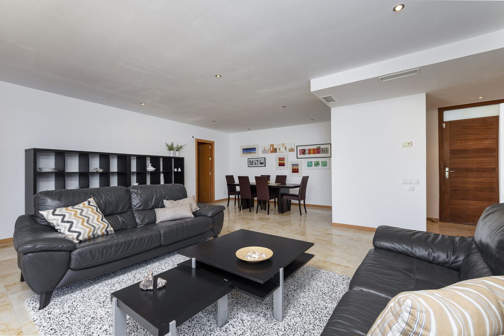 Condominium in Espinosa de los Monteros, Castille-Leon 12480936