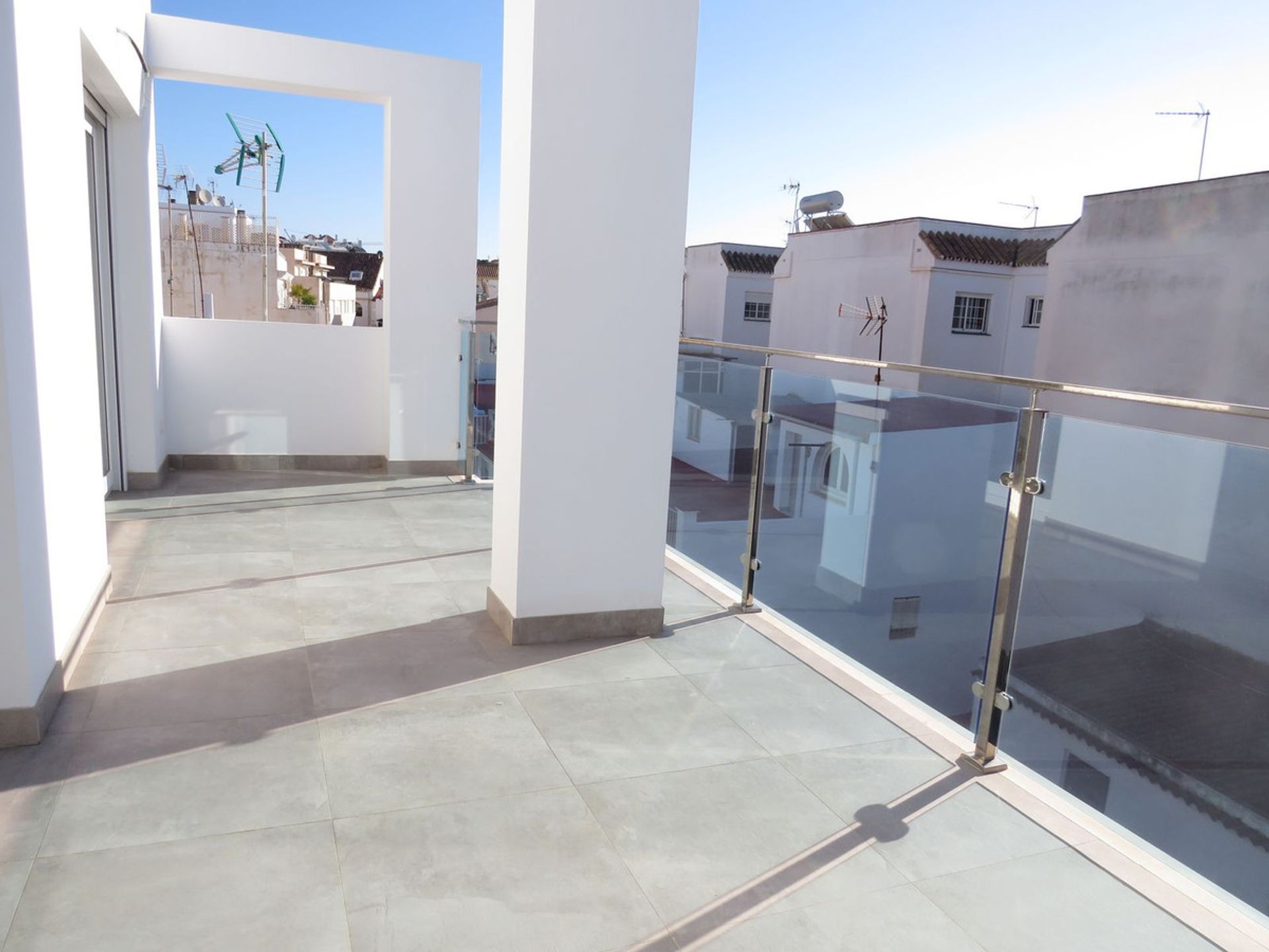 Condominium dans Fuengirola, Andalousie 12480952