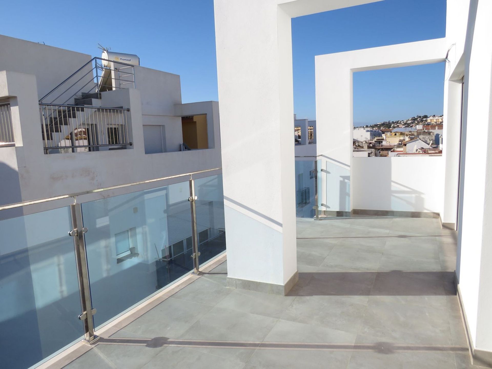 Condominium dans Fuengirola, Andalousie 12480952