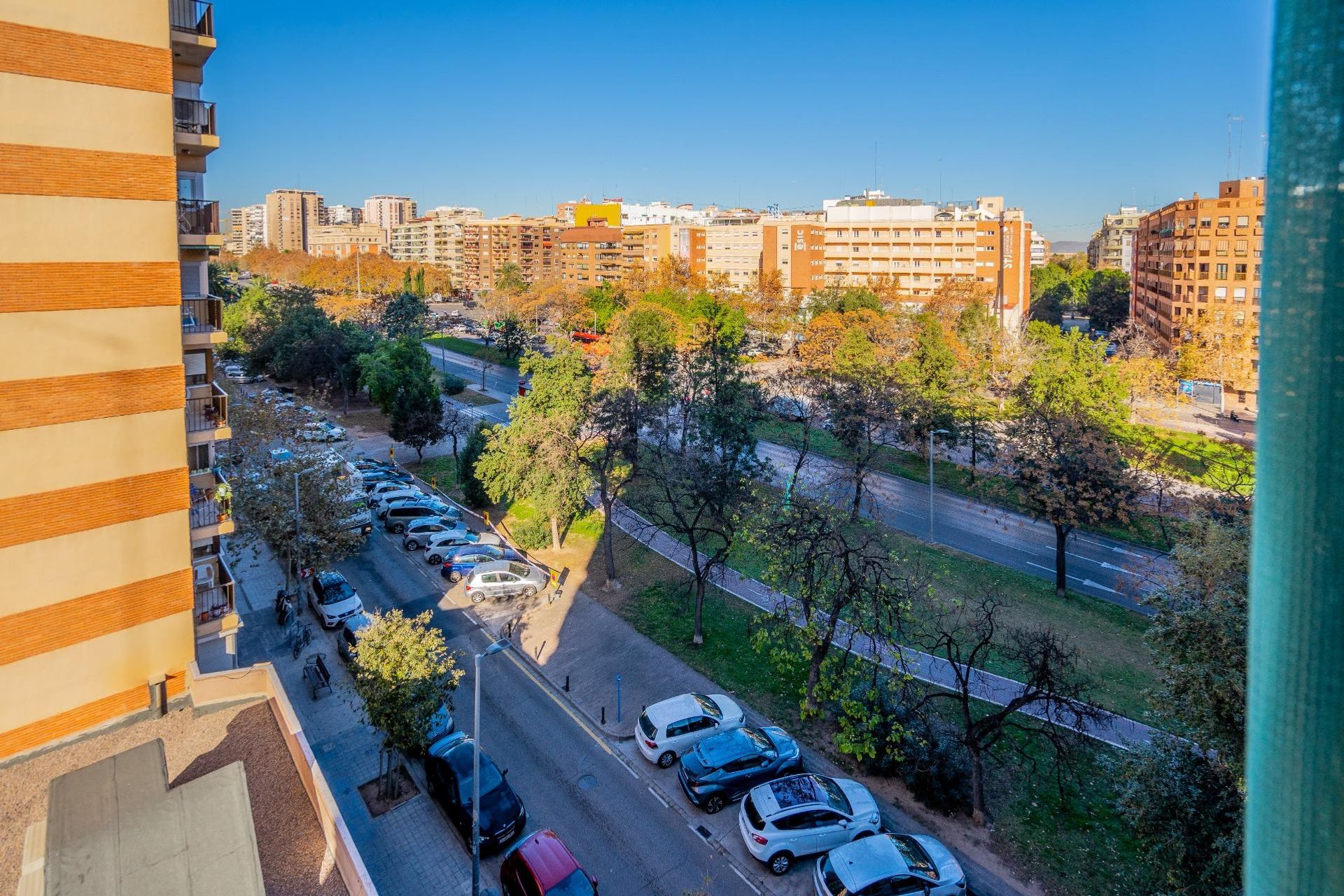 अन्य में València, Comunidad Valenciana 12482282