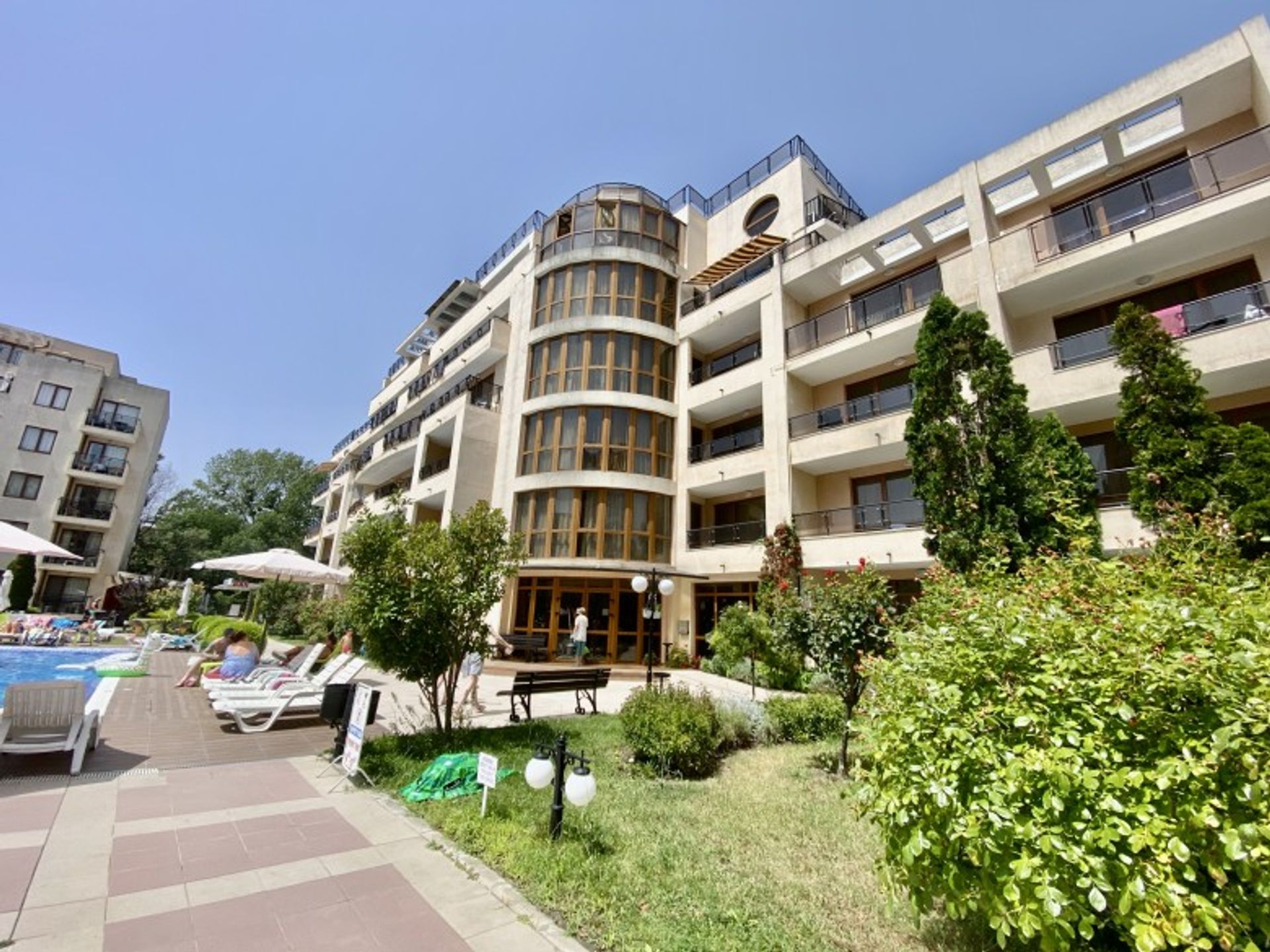 Condominium in , Burgas 12482327