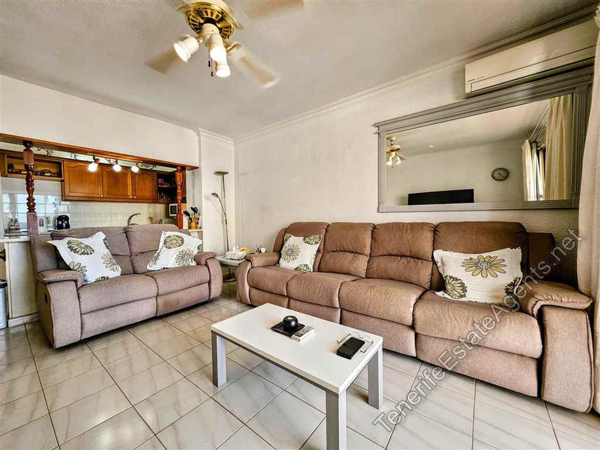 Condominium dans Los Cristianos, Canary Islands 12482432