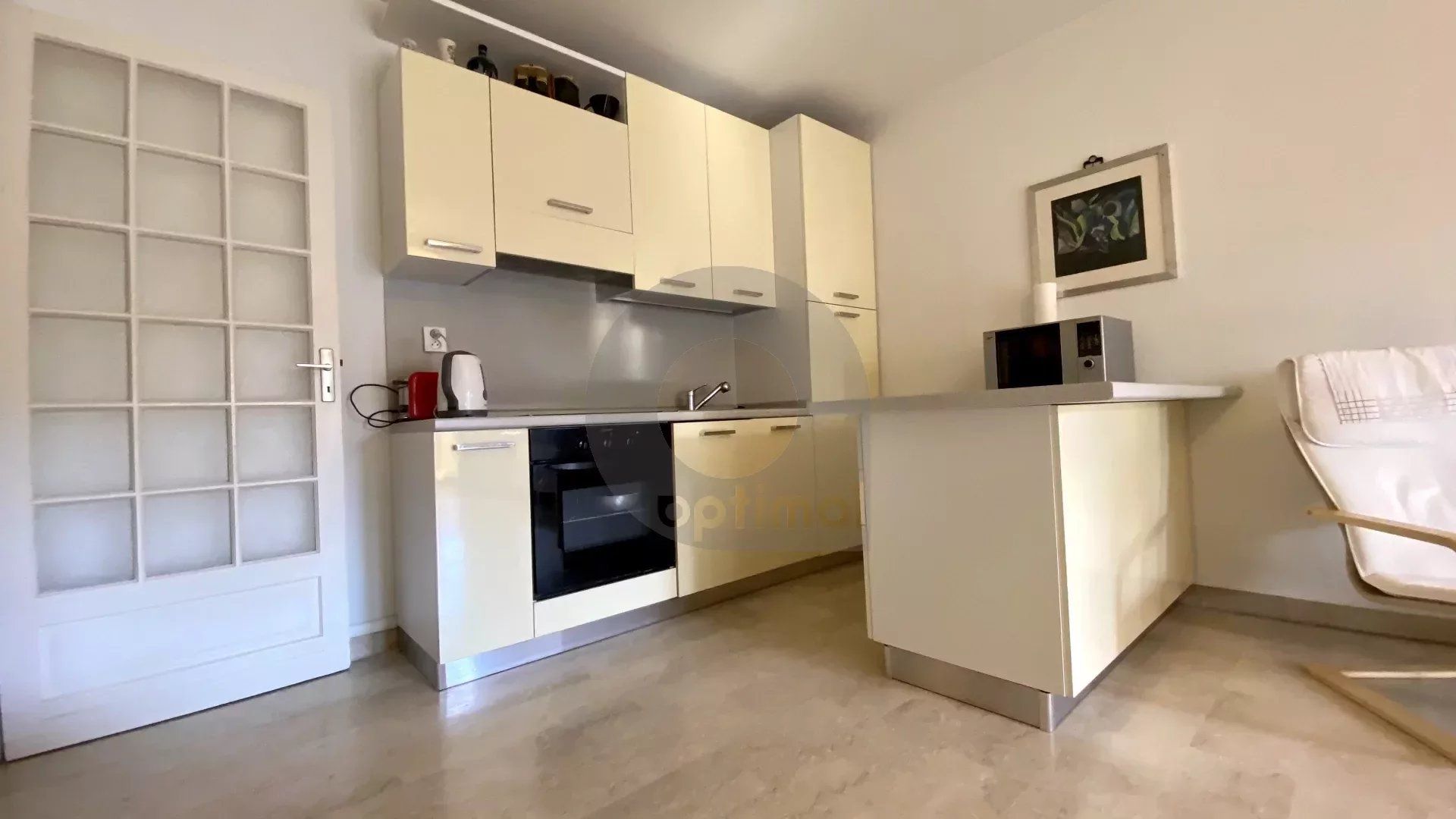 Condominium in Menton, Provence-Alpes-Cote d'Azur 12482435