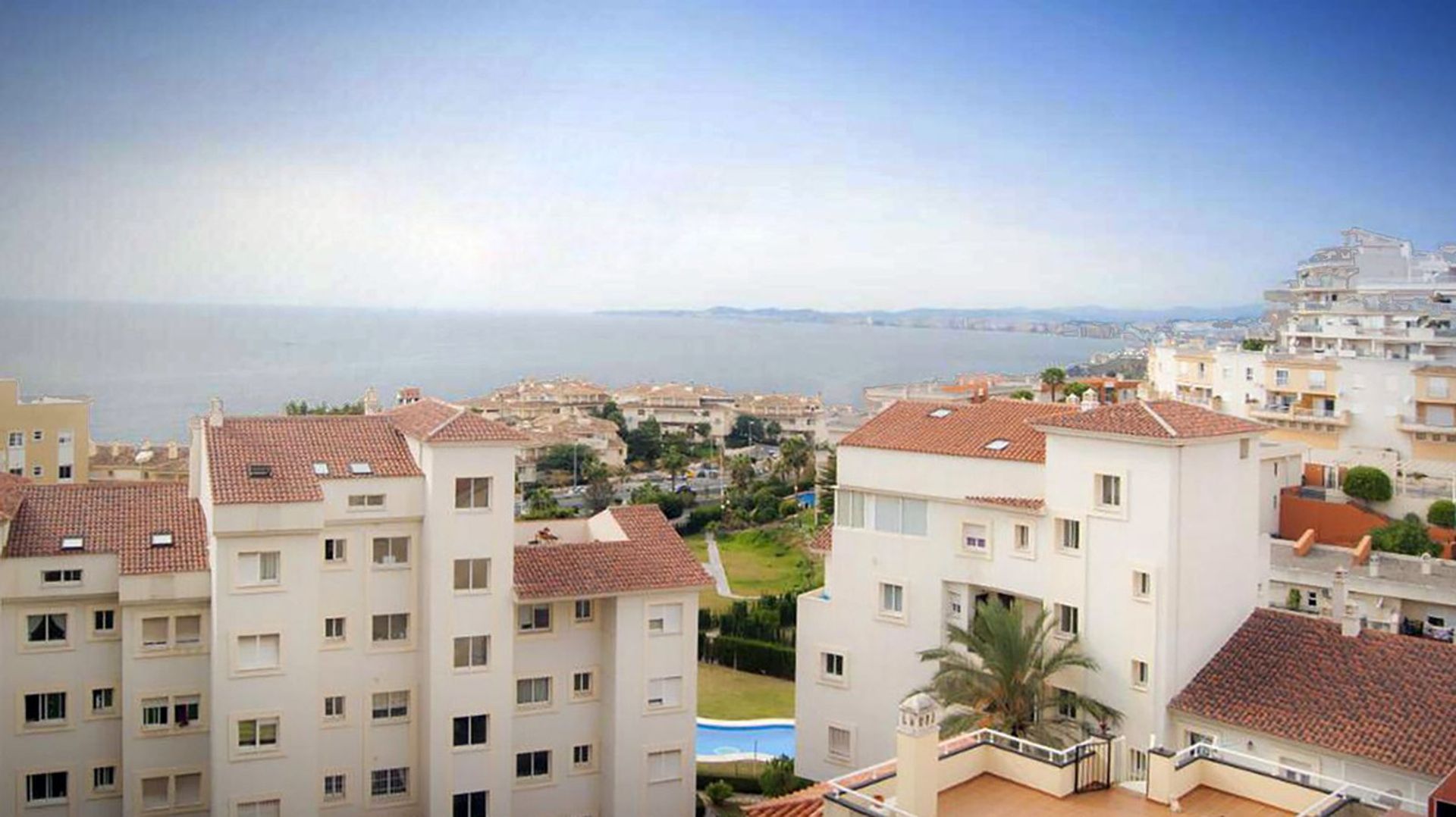 Condominium dans Benalmádena, Andalousie 12482650