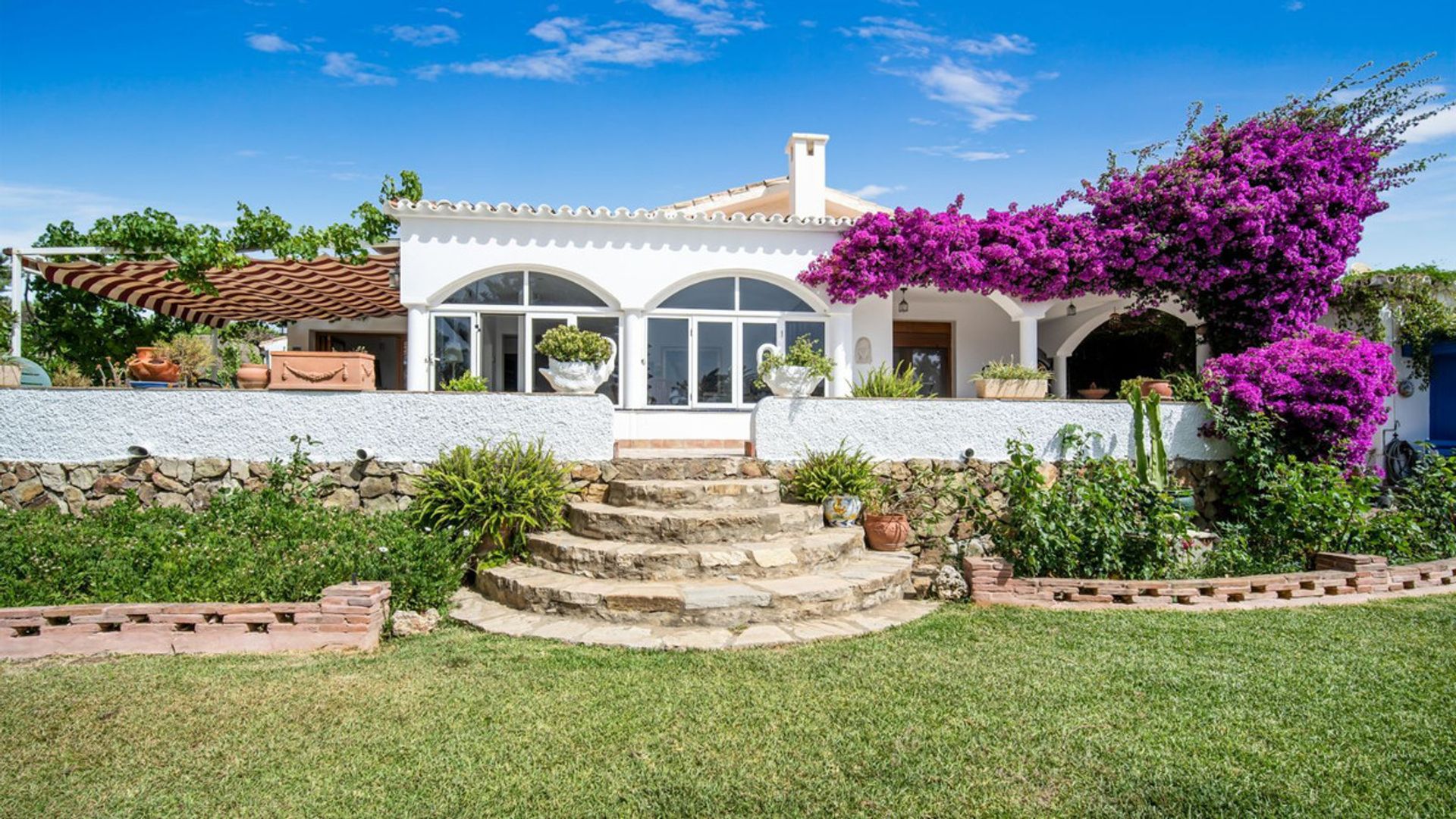 Rumah di Marbella, Andalusia 12482704