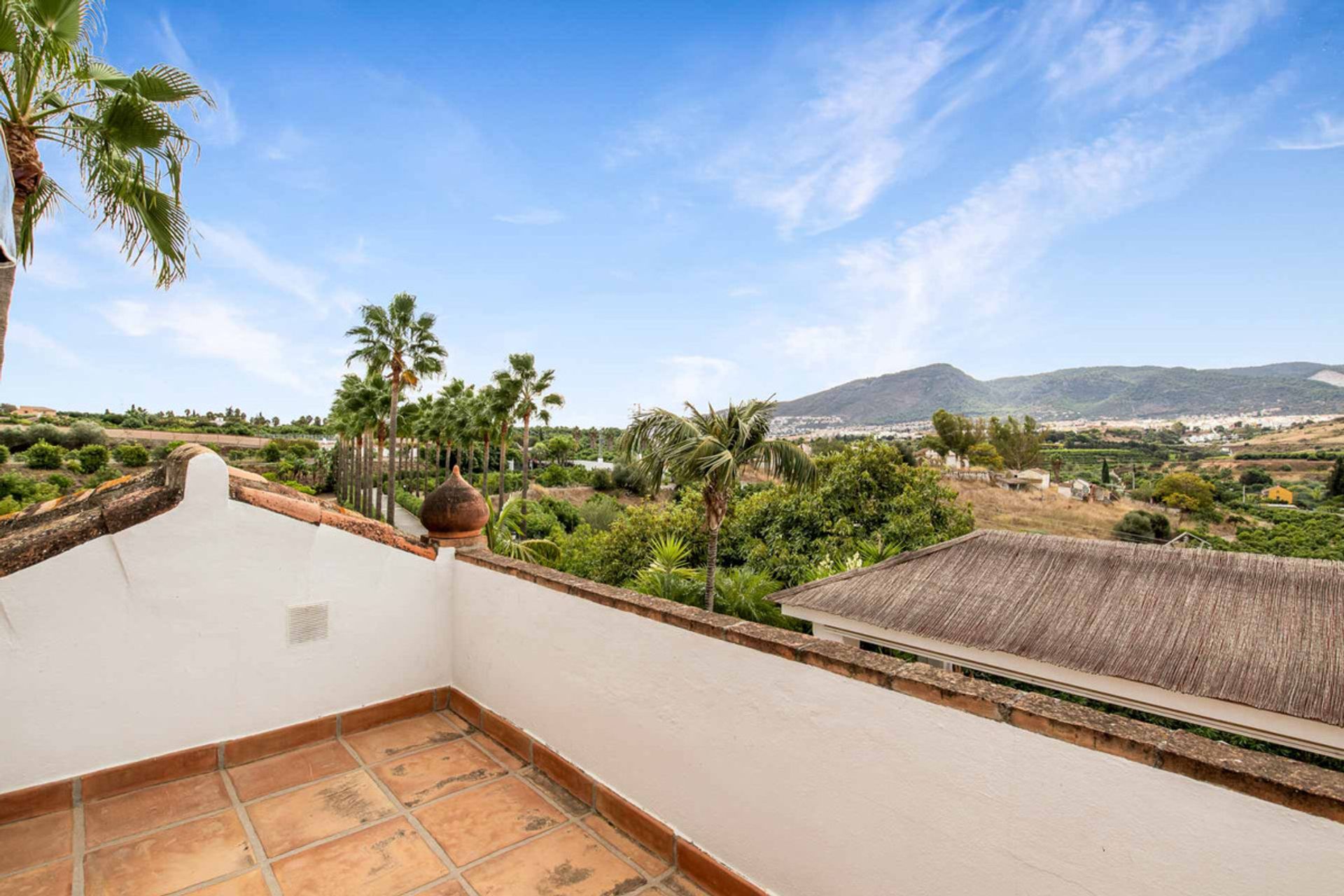 Rumah di Alhaurín de la Torre, Andalusia 12482764