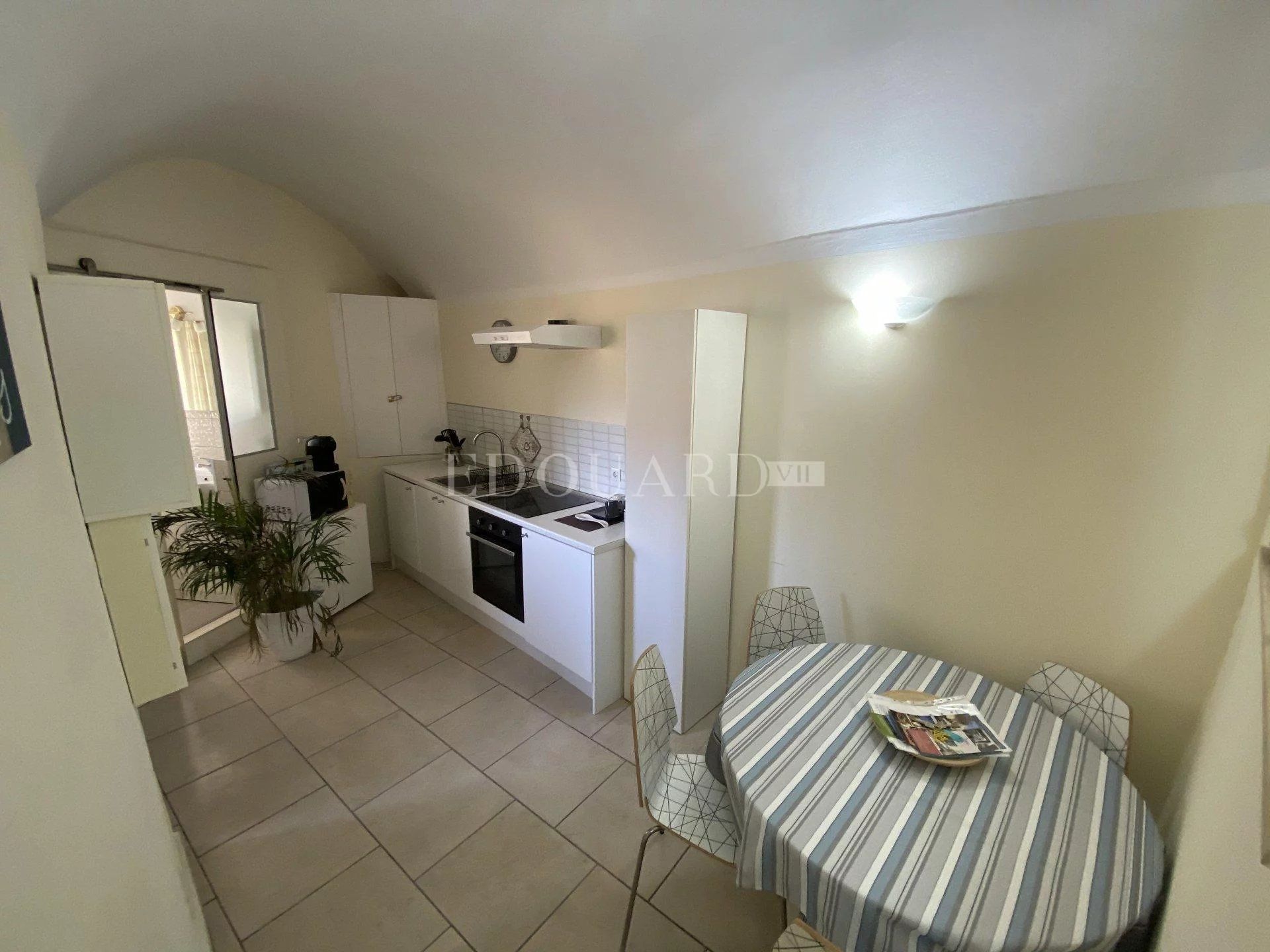 Condominio en Menton, Alpes-Maritimes 12483614