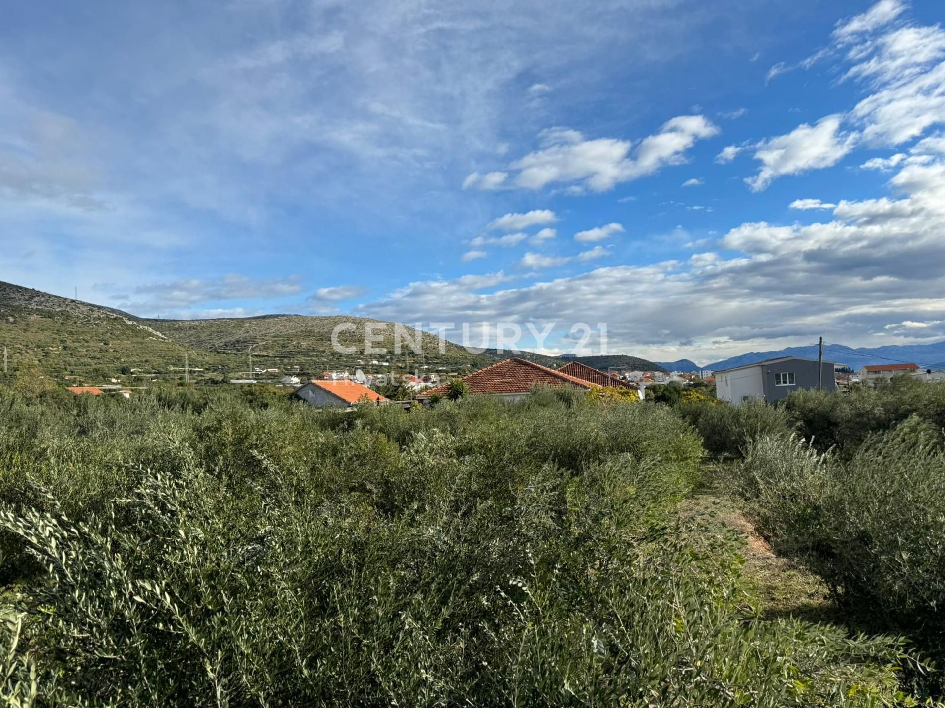 Land in Trogir, Splitsko-Dalmatinska Zupanija 12484207