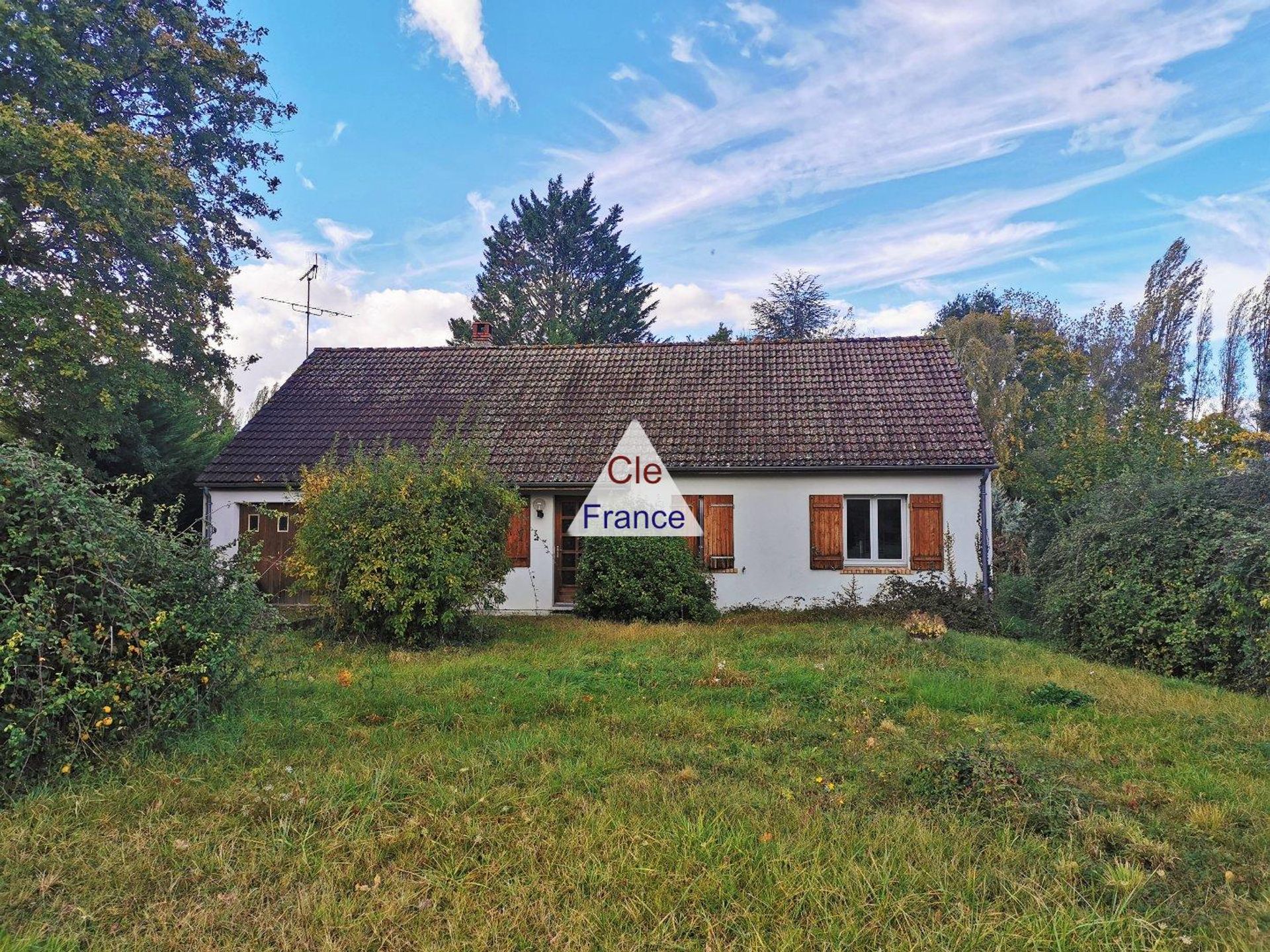 House in Langesse, Centre-Val de Loire 12486749