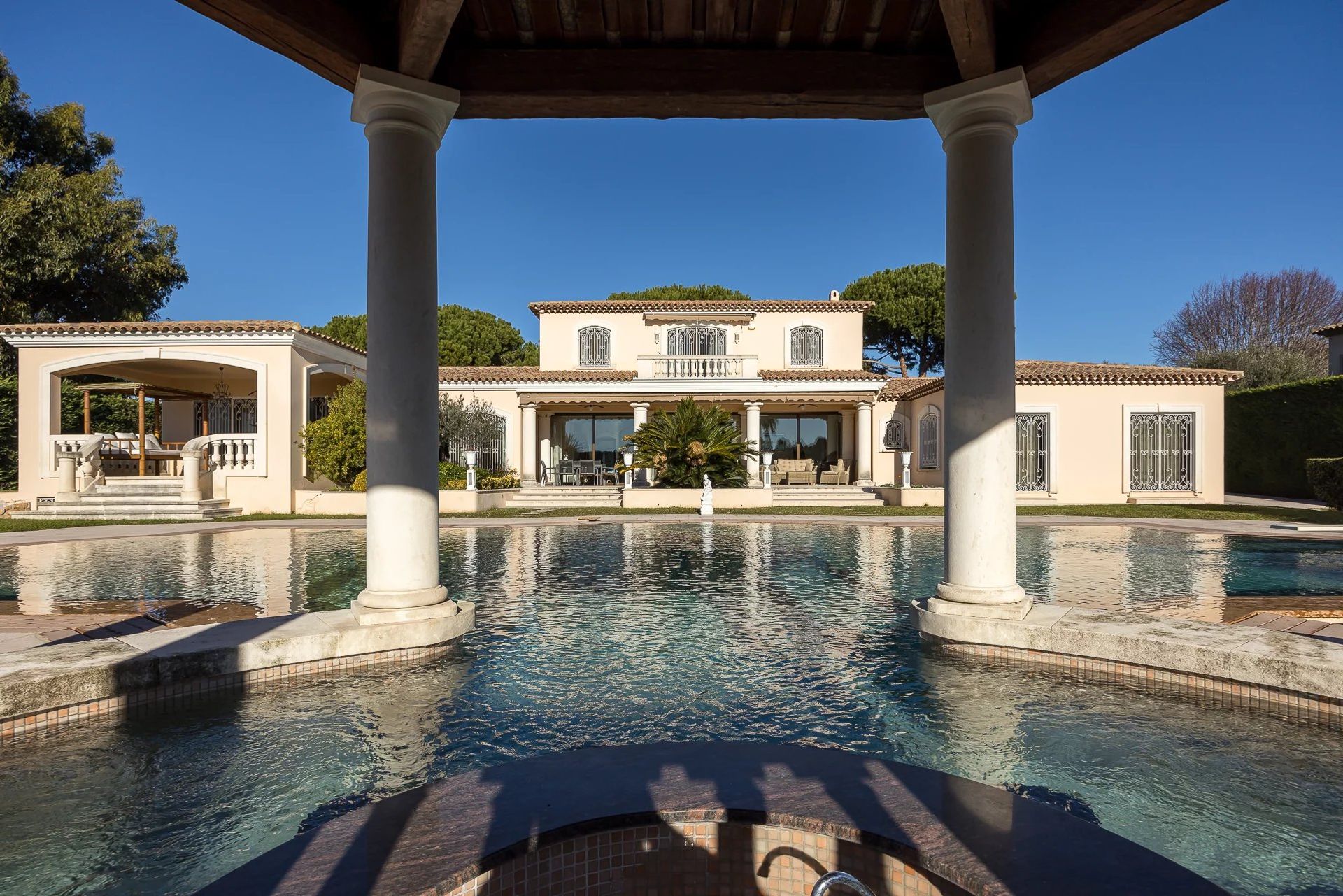 Rumah di Antibes, Provence-Alpes-Côte d'Azur 12486919