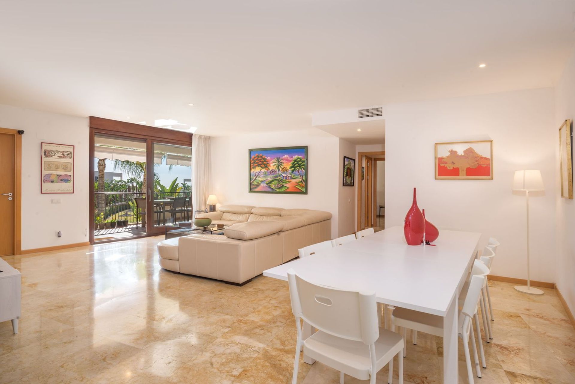 Condominium in Marbella, Andalusia 12486967