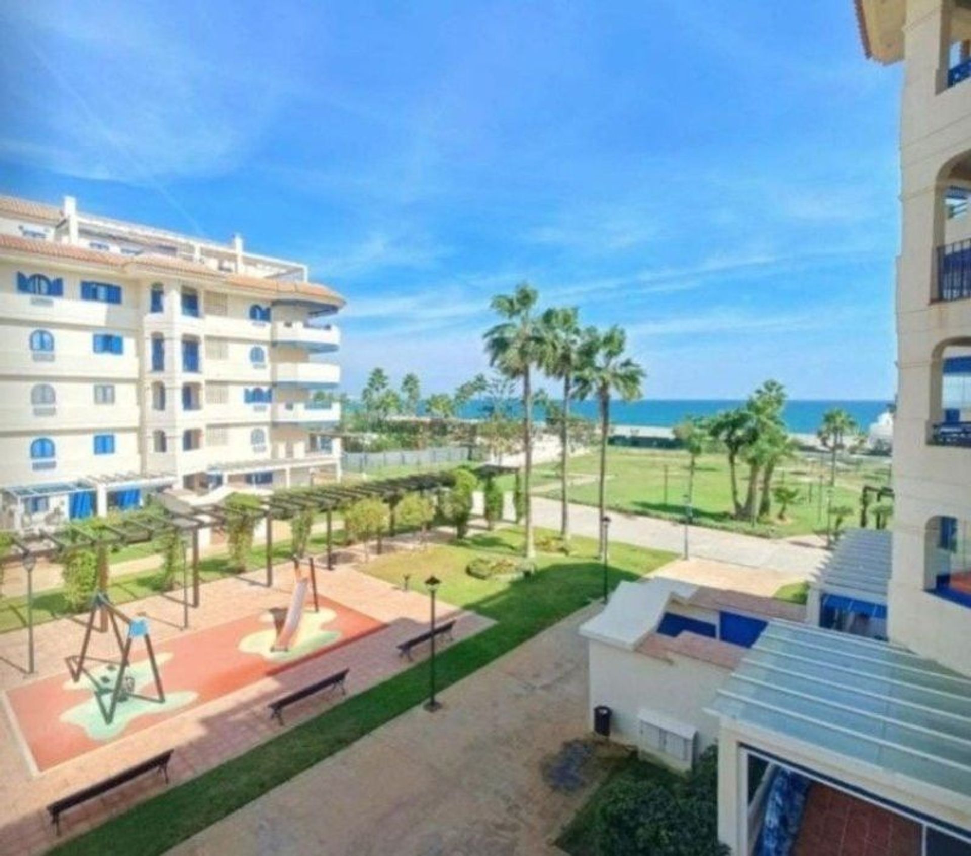 Condominium in Manilva, Andalusië 12486995