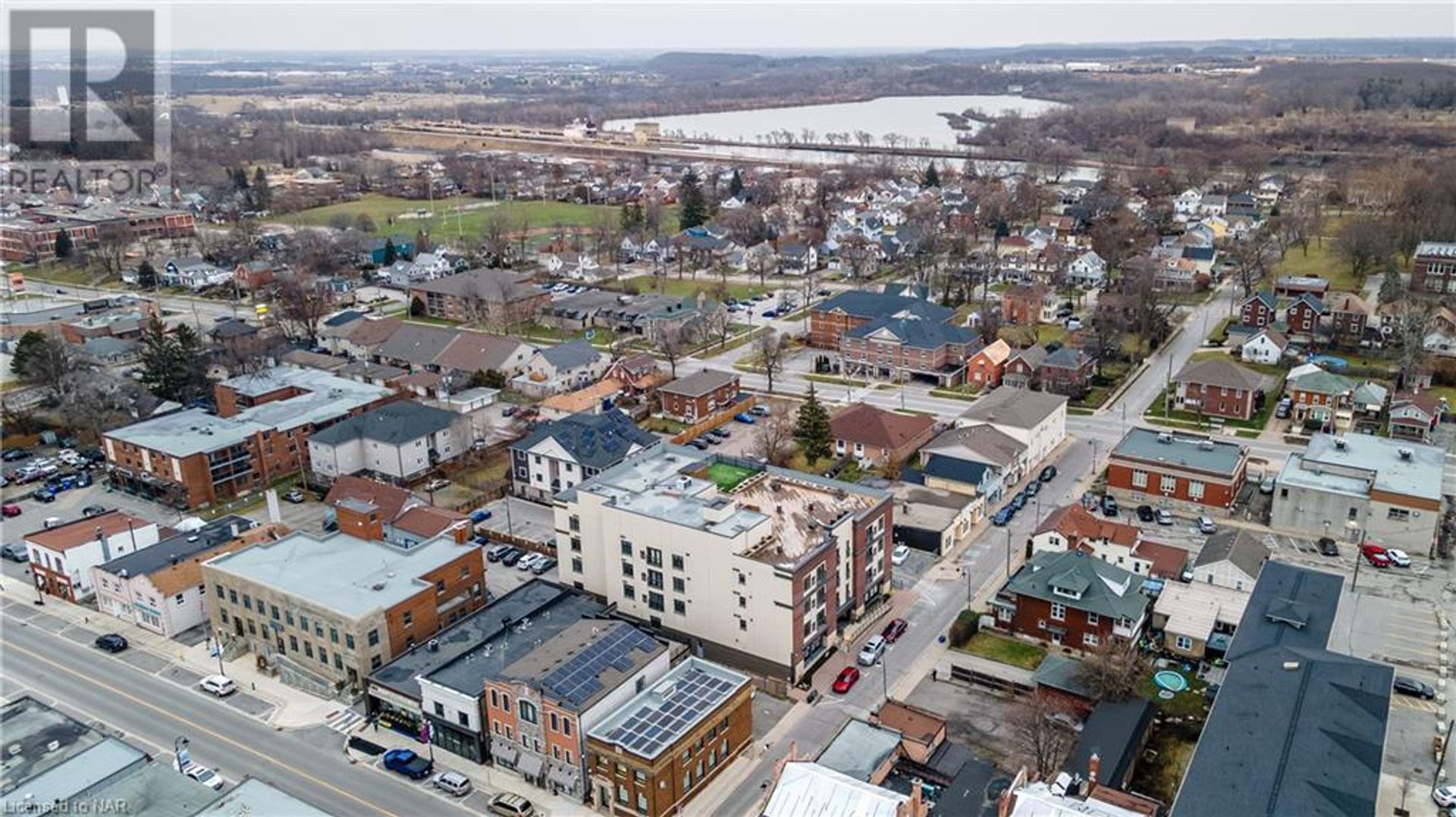 Mehrere Häuser im Thorold, Ontario 12488400