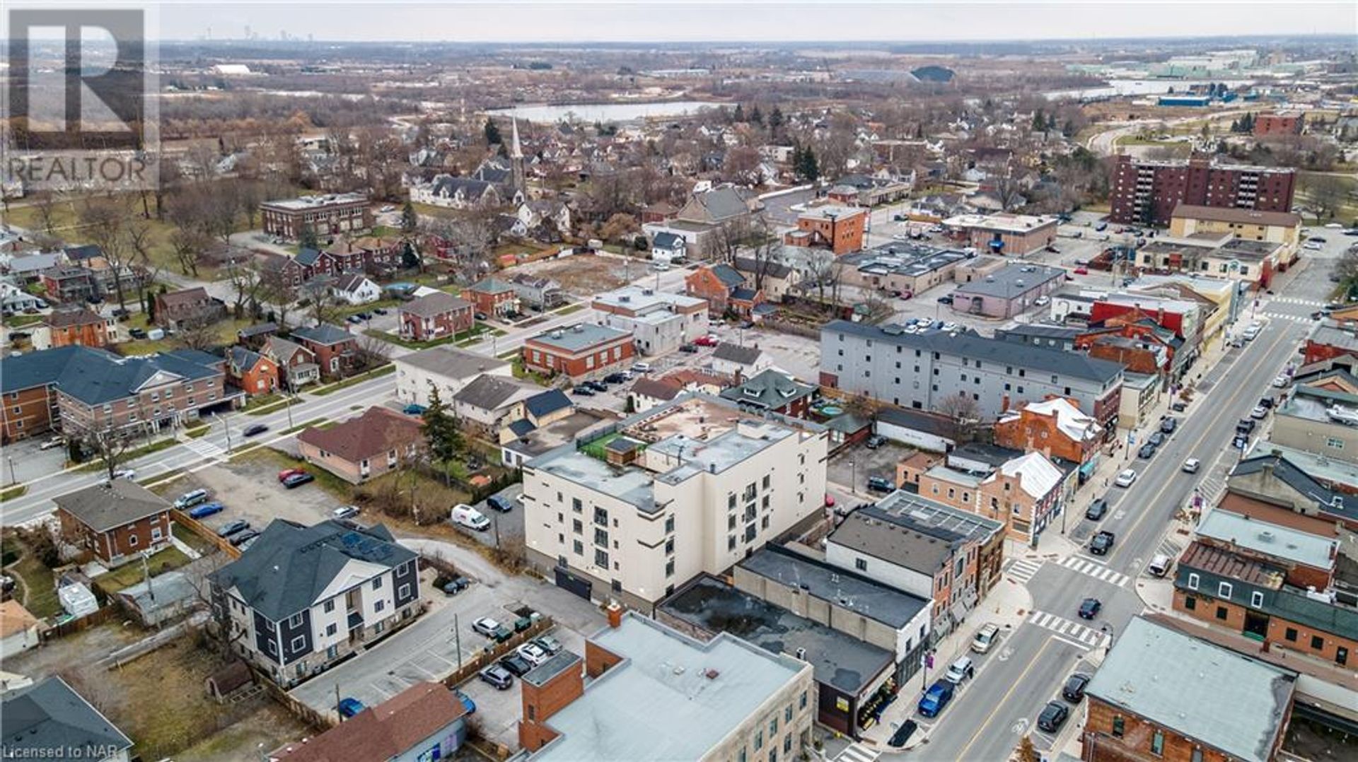 Mehrere Häuser im Thorold, Ontario 12488400