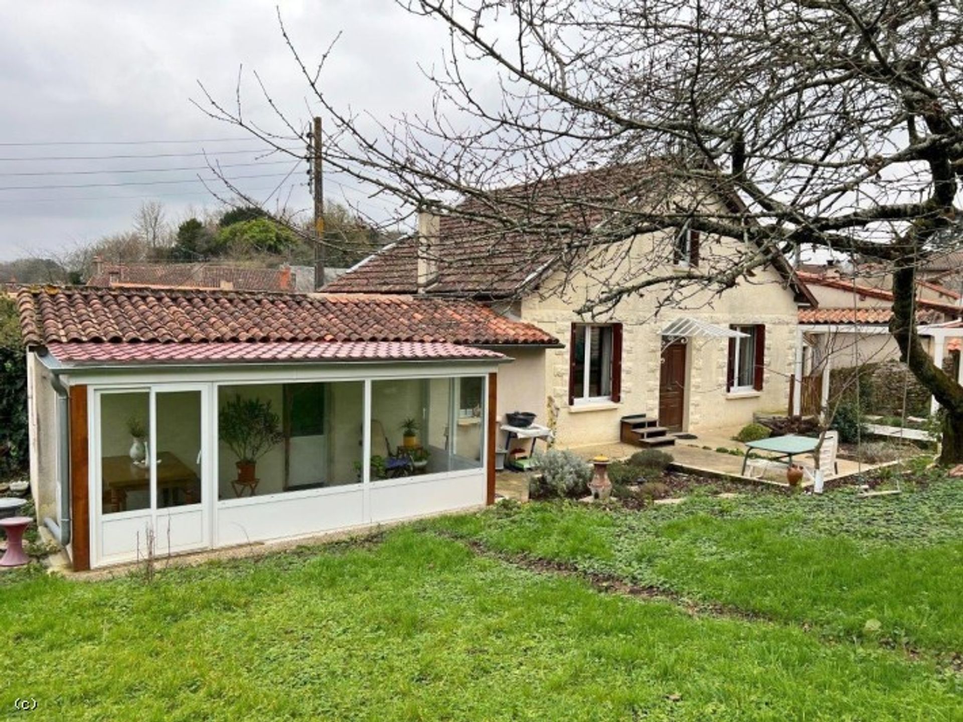 casa en Civray, Nouvelle-Aquitaine 12489973