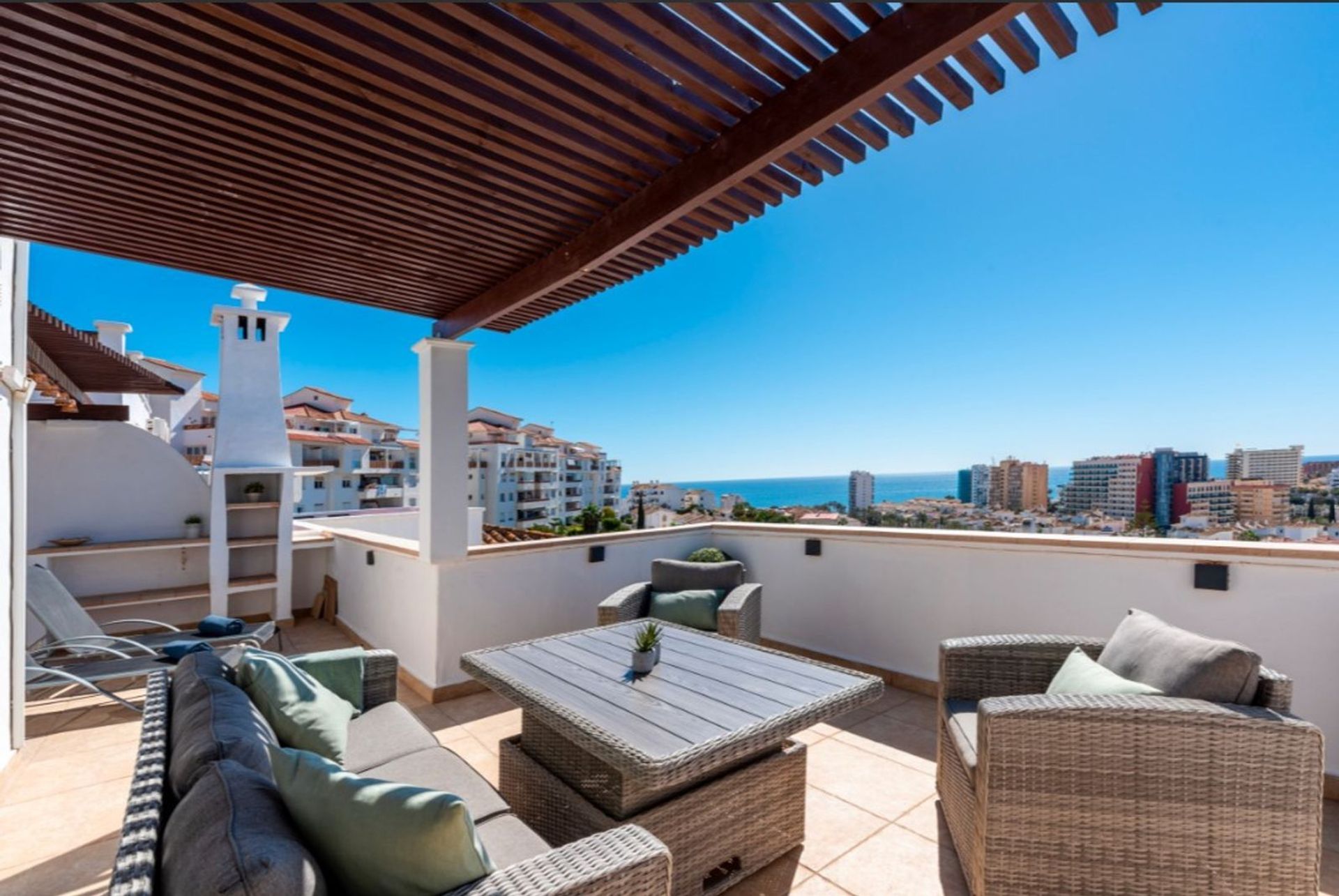 Condominium in Benalmadena, Andalusia 12490006