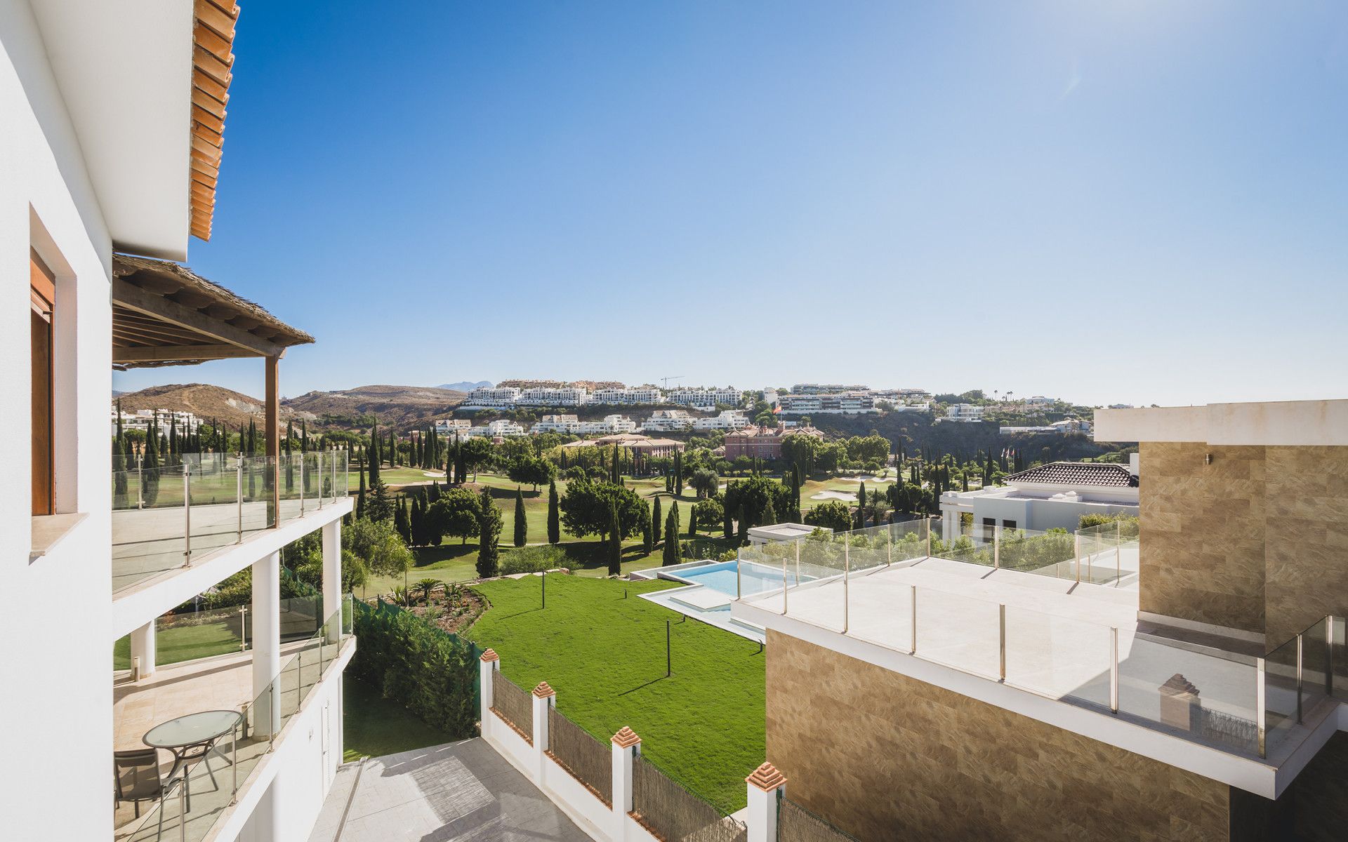 House in Benahavís, Andalucía 12490072