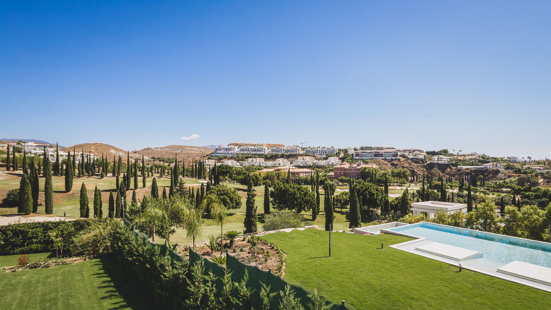 House in Benahavís, Andalucía 12490072