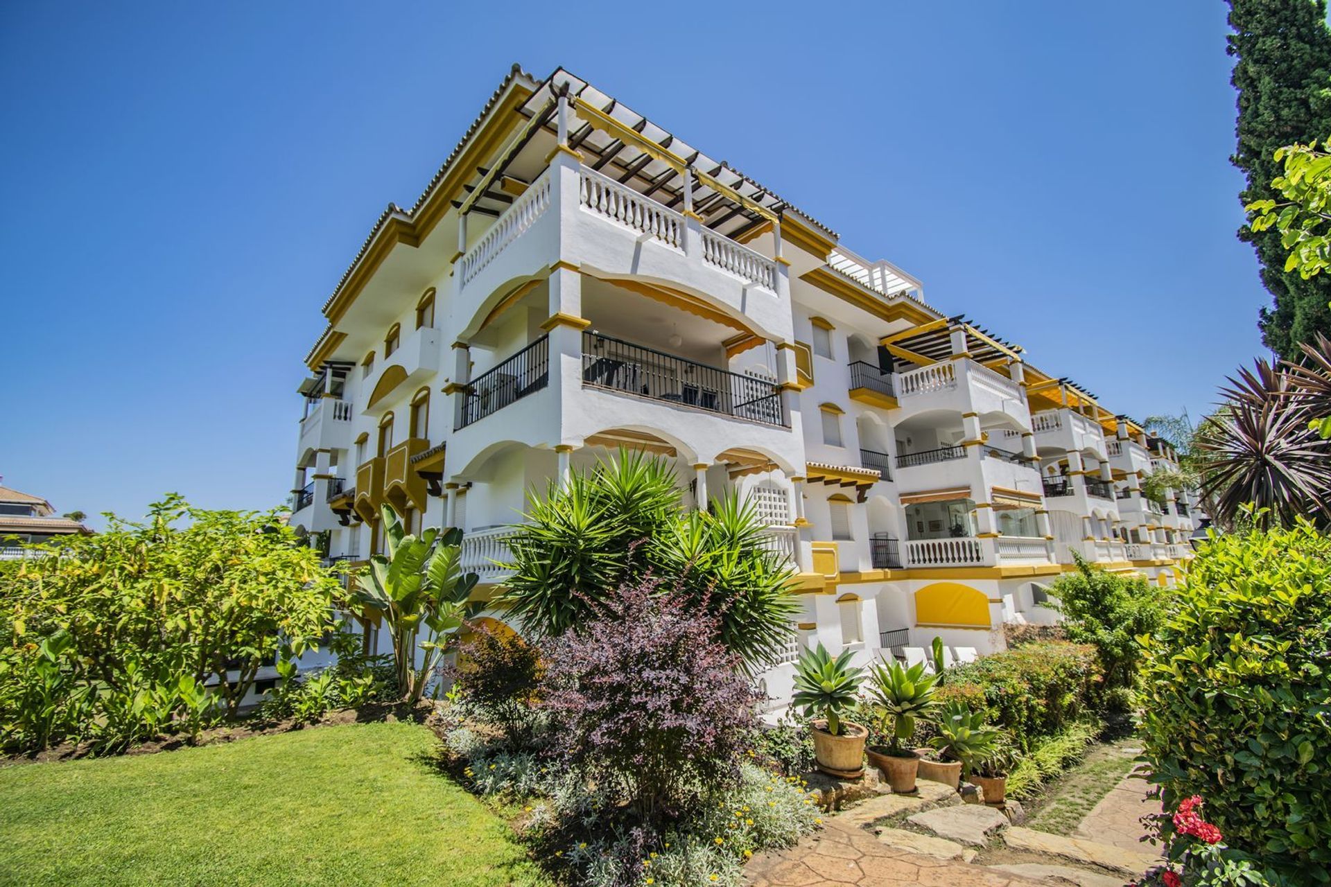 Condominium in , Andalucía 12490122