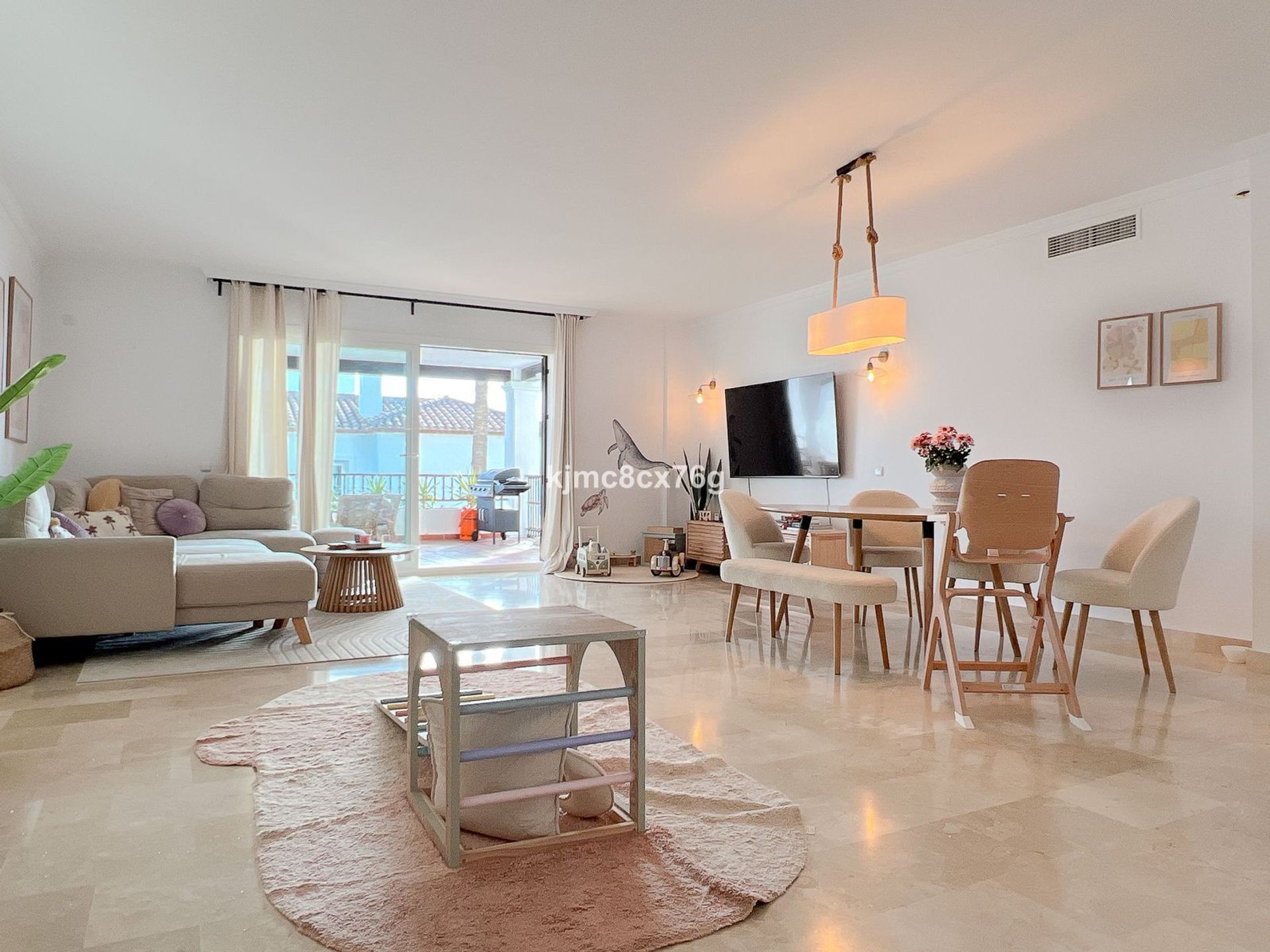 Condominium in Marbella, Andalusia 12490156