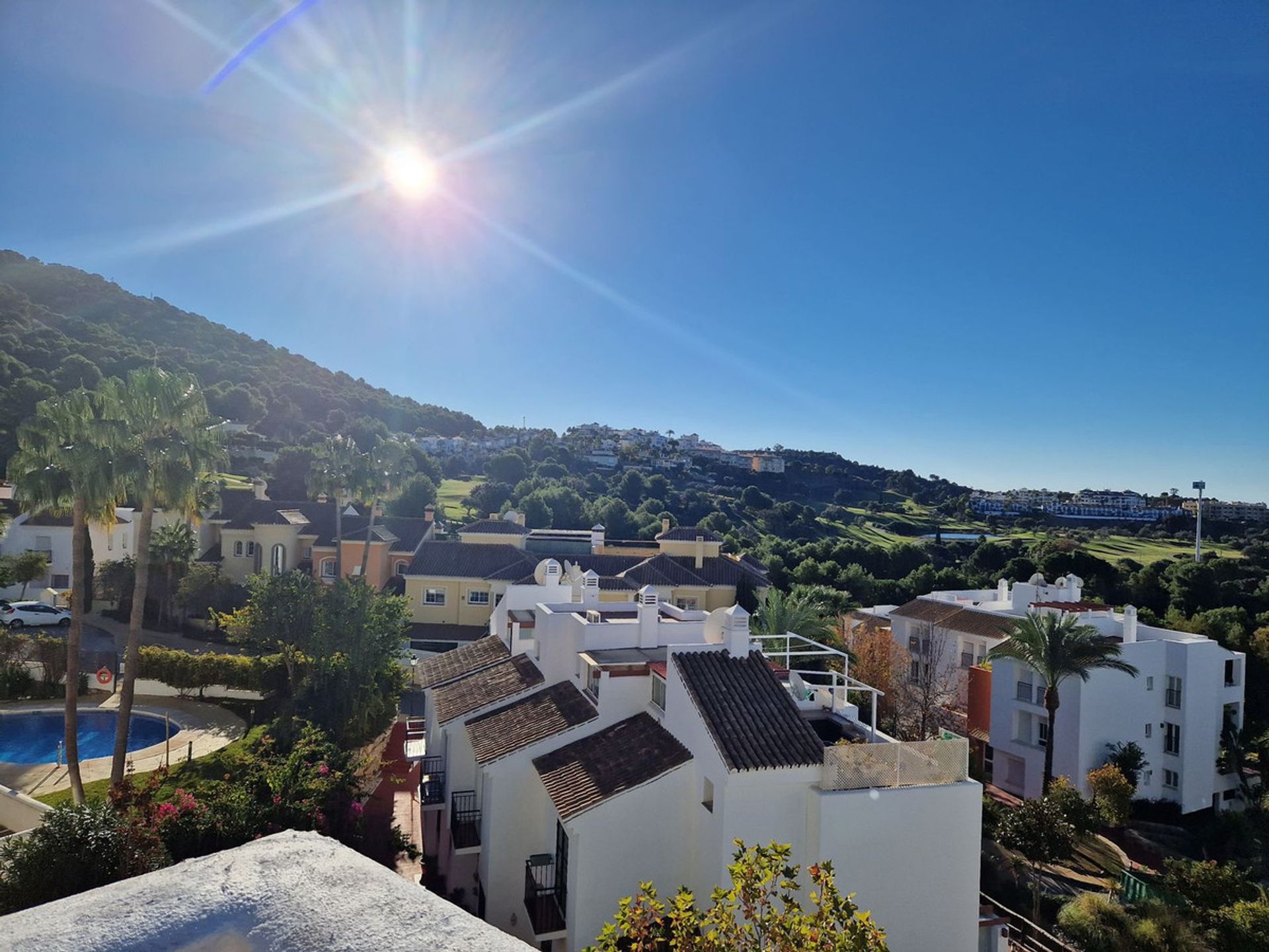 Condominium in Alhaurín el Grande, Andalusia 12490514