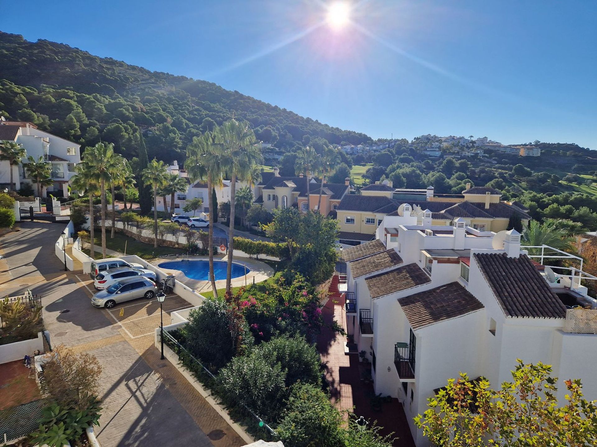 Condominium in Alhaurín el Grande, Andalusia 12490514