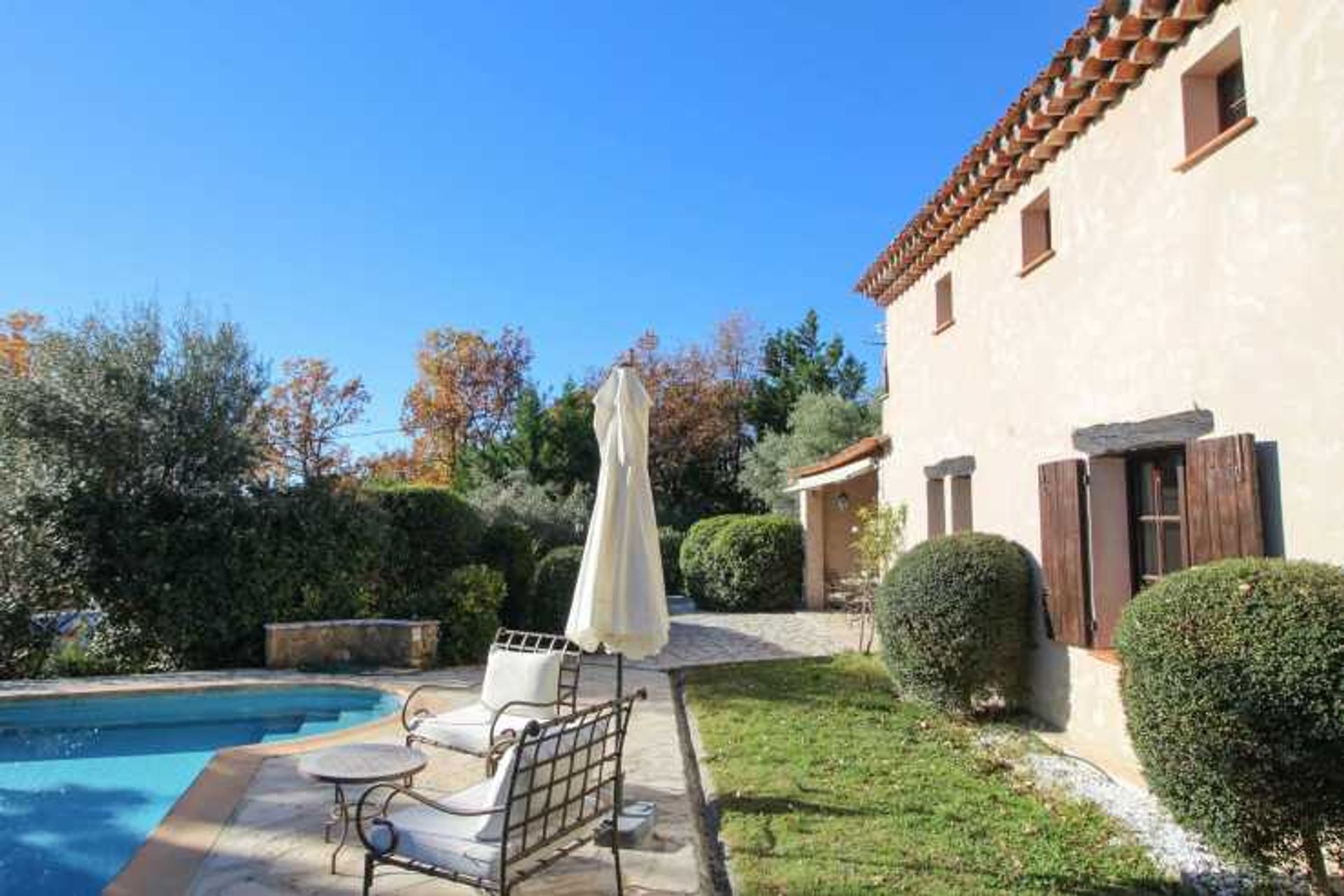 casa en Callian, Provence-Alpes-Côte d'Azur 12490645