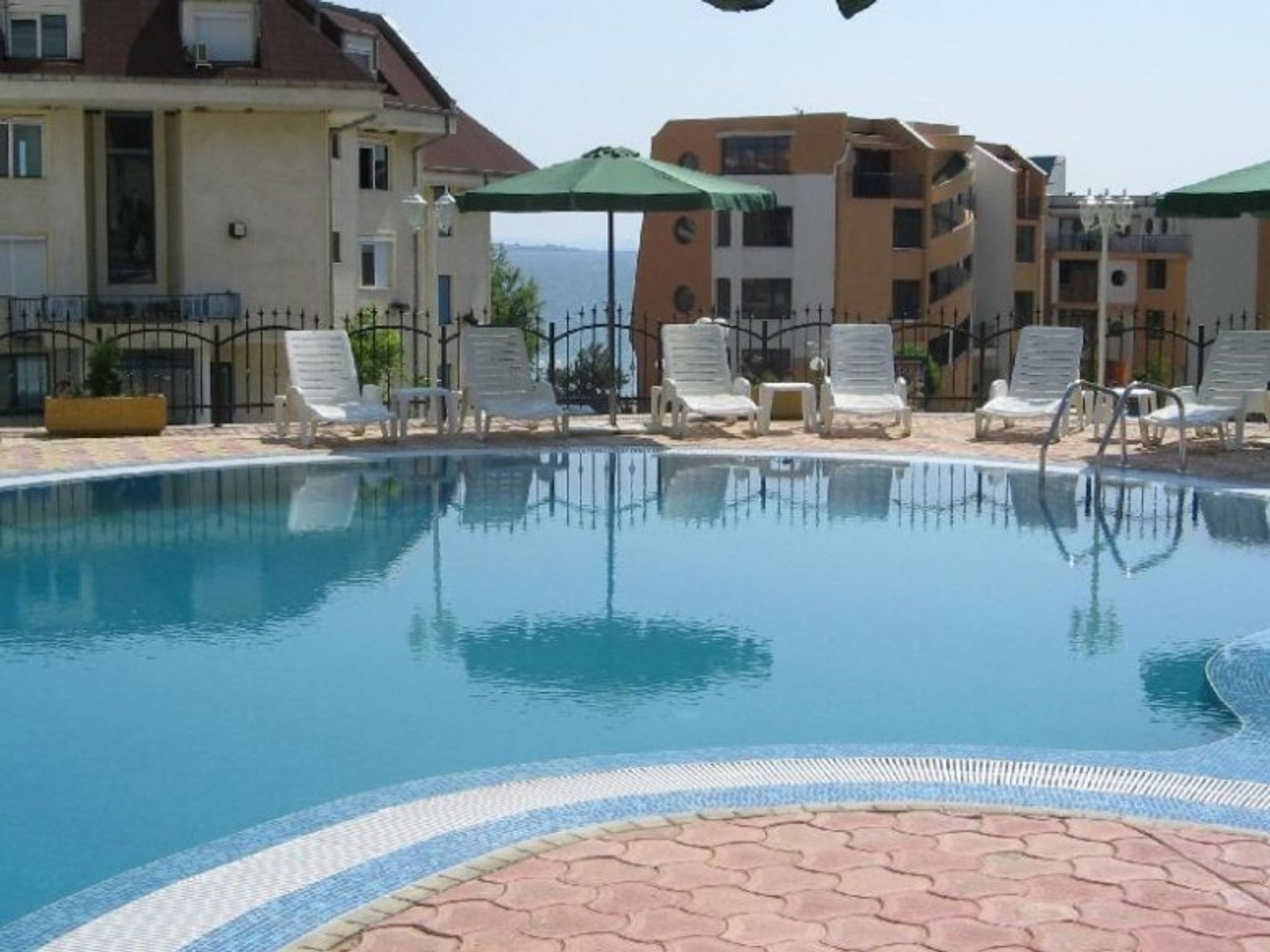 Condominium in Sveti Vlas, Boergas 12490954