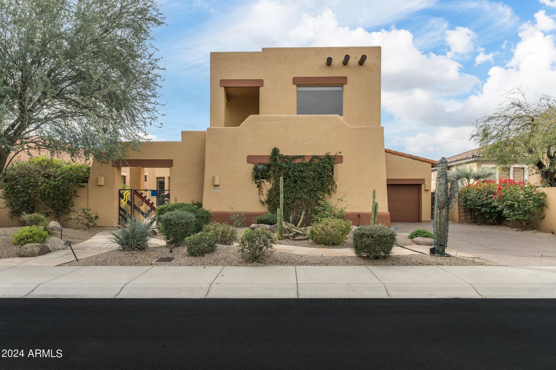 casa en Pinnacle Peak Estates II, 7989 East Wingspan Way 12491290