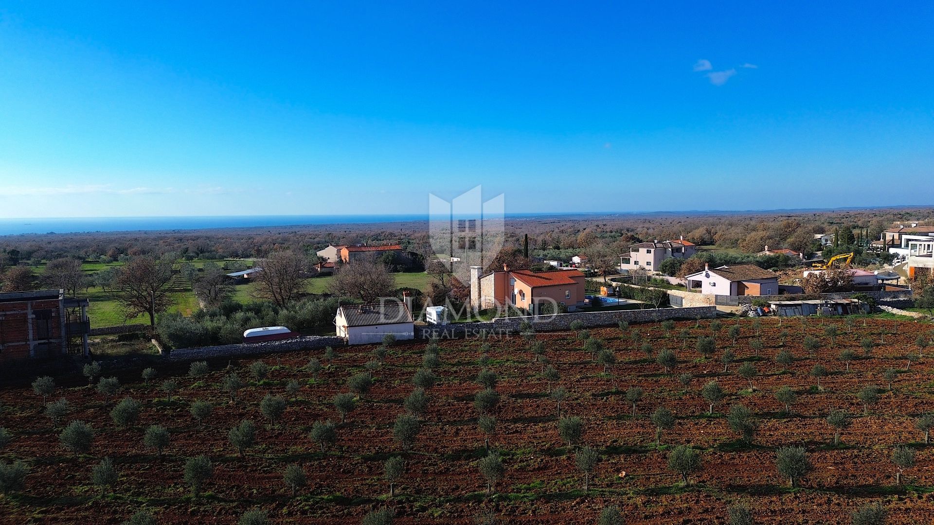 Land in Vodnjan, Istria County 12491631