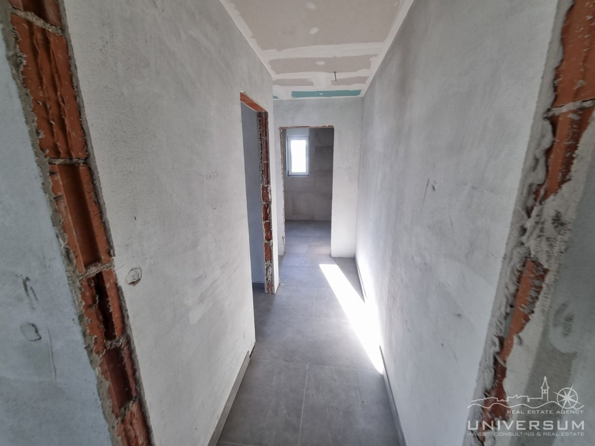 Condominio en Úmag, Istarska Županija 12491789