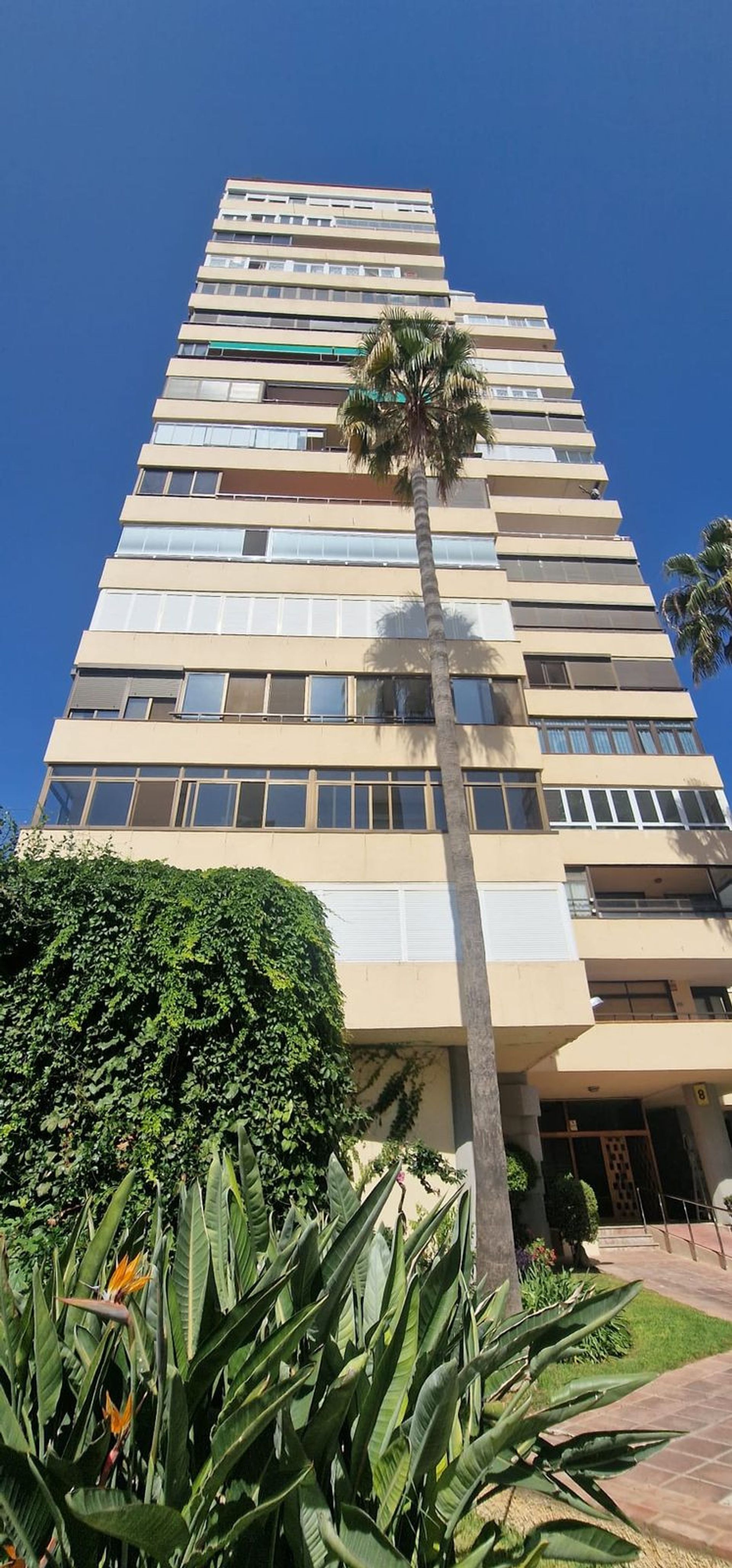 Condominium dans , Andalusia 12493076