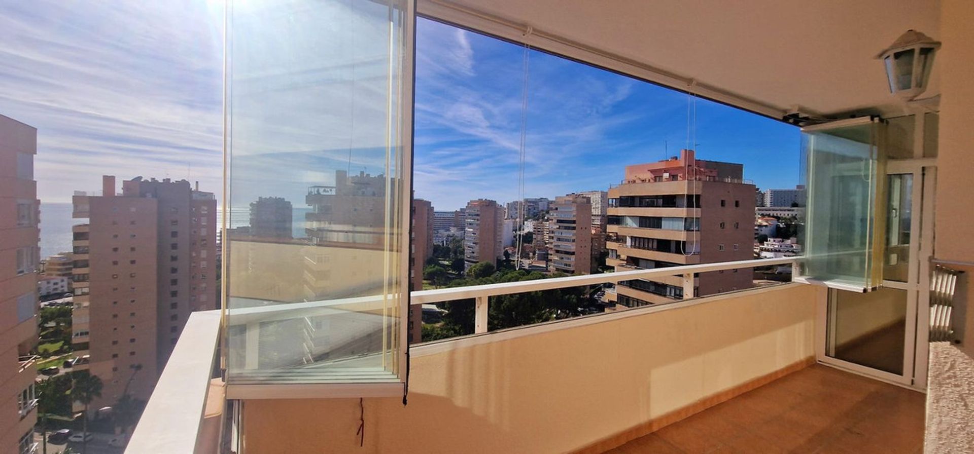 Condominium dans , Andalusia 12493076