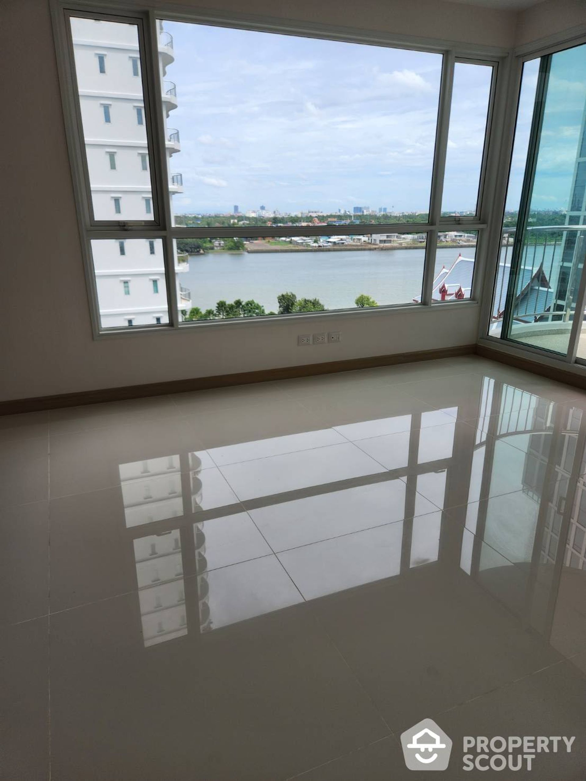 Condominium in , Krung Thep Maha Nakhon 12496388