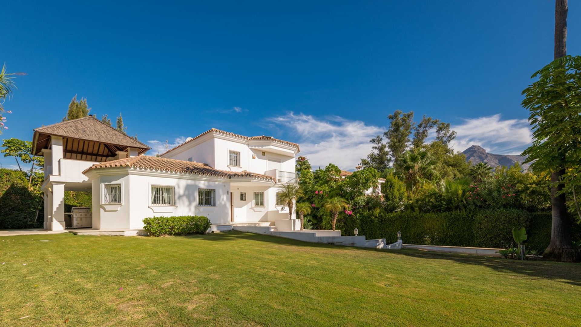 rumah dalam Marbella, Andalucía 12497679