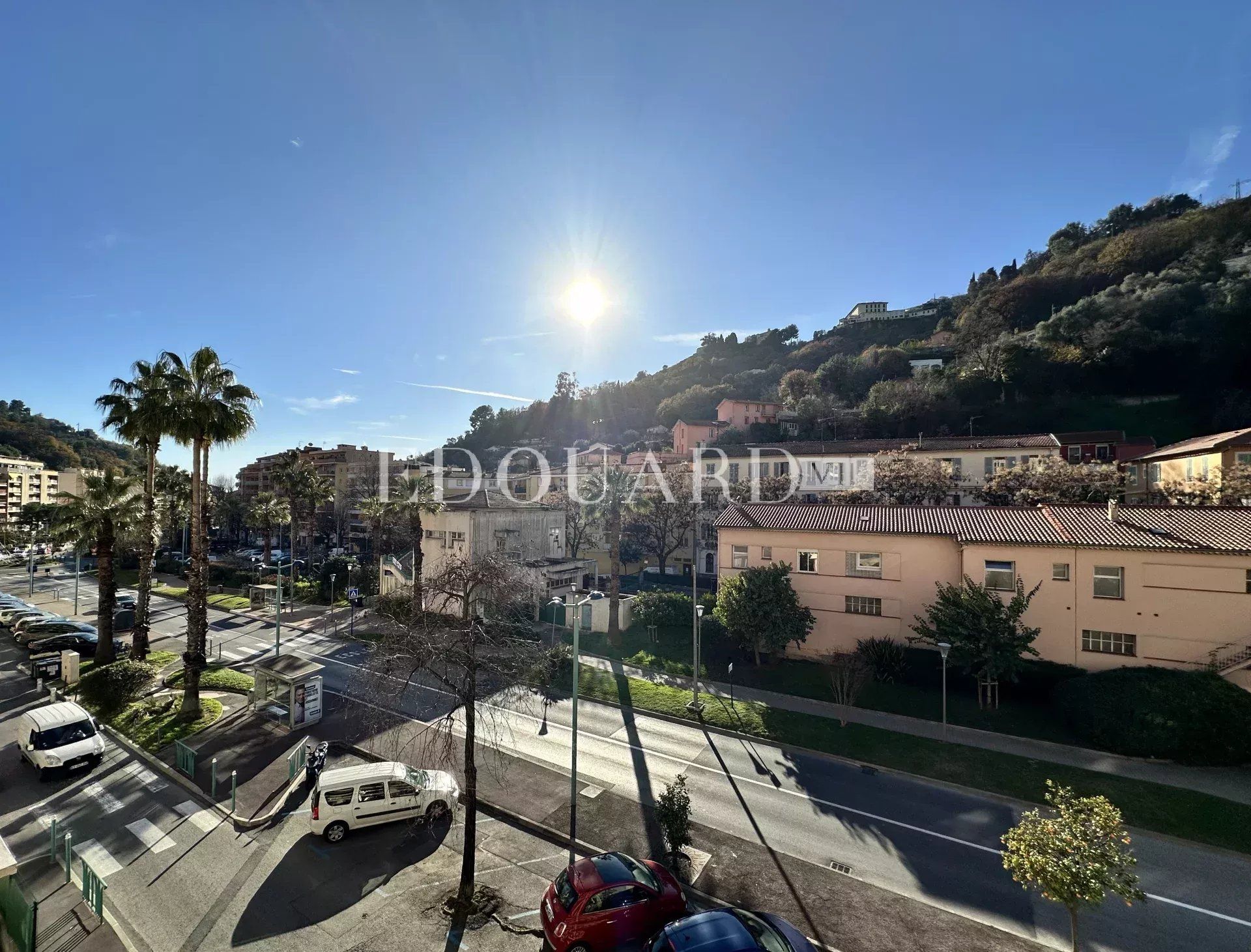 Eigentumswohnung im Menton, Provence-Alpes-Côte d'Azur 12499017