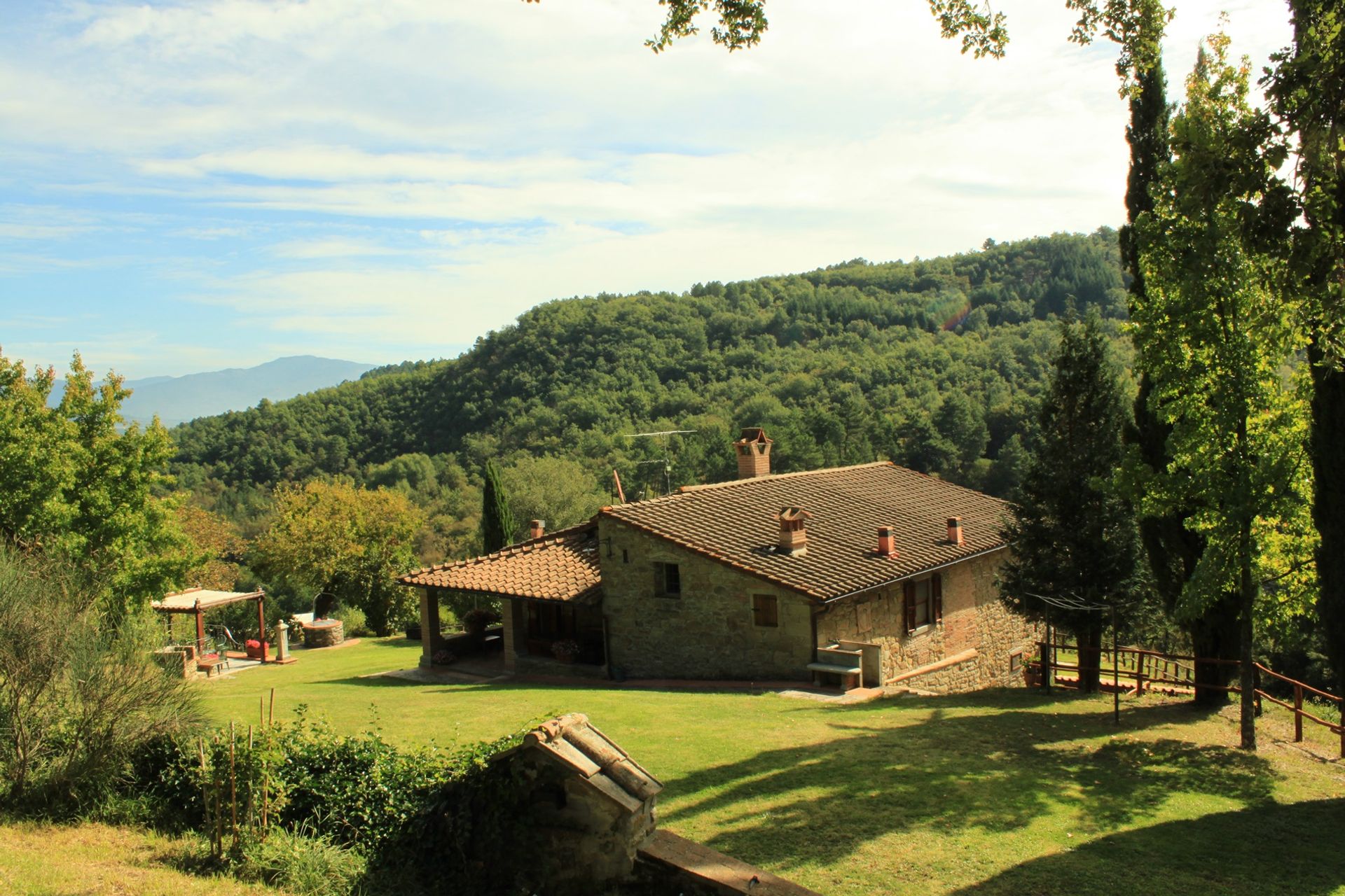 Huis in Poppi, Toscane 12499041