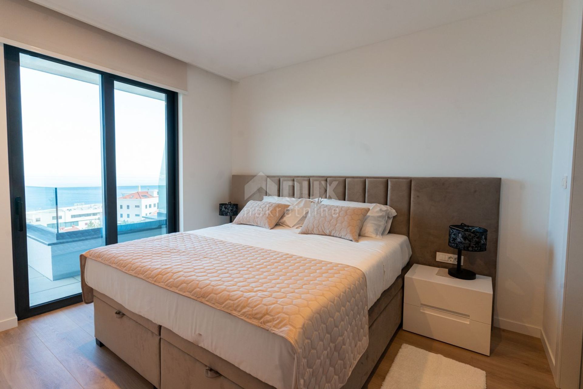 Condominium dans Opatija, Primorje-Gorski Kotar County 12499345