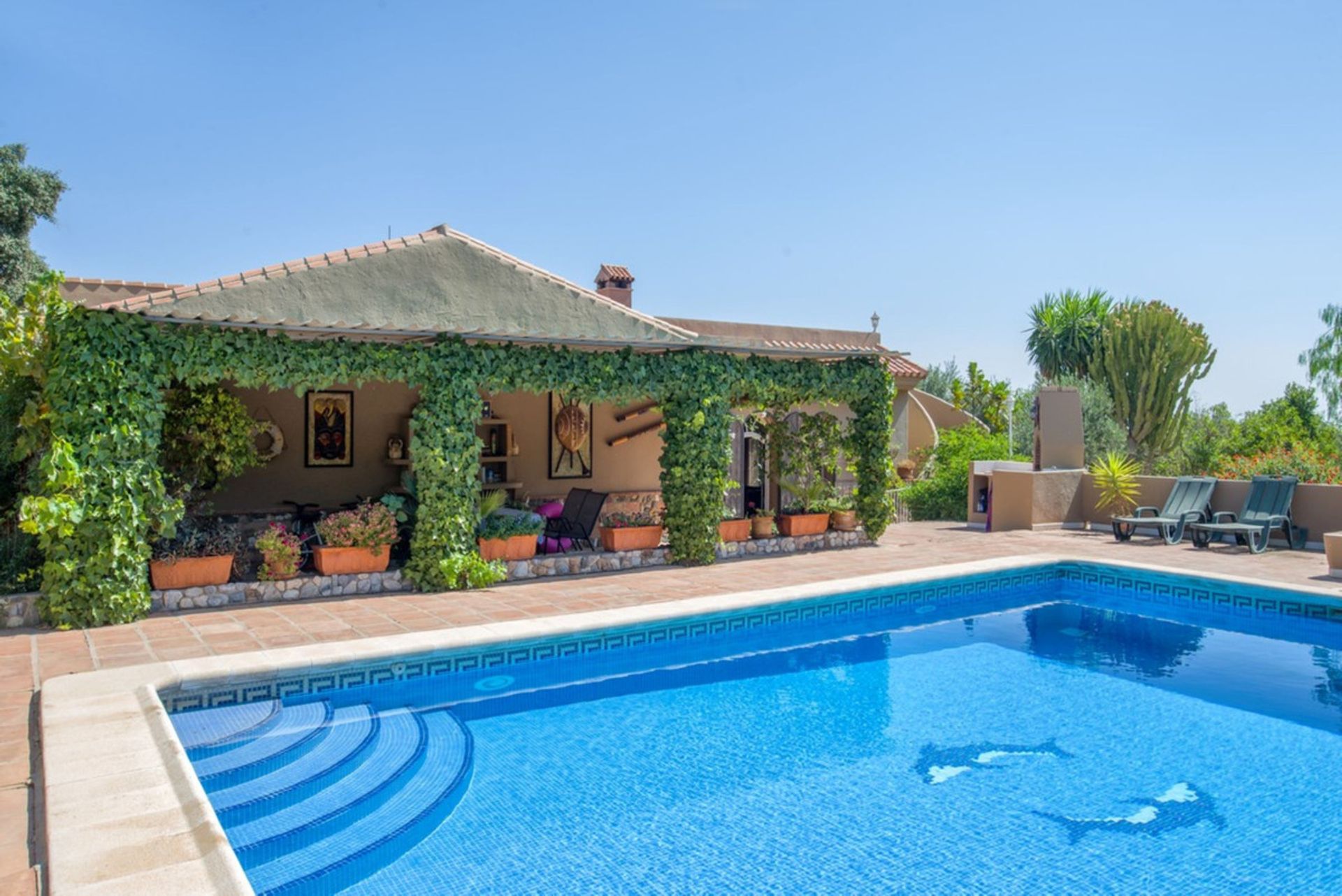 House in , Carretera de Coín 12500513