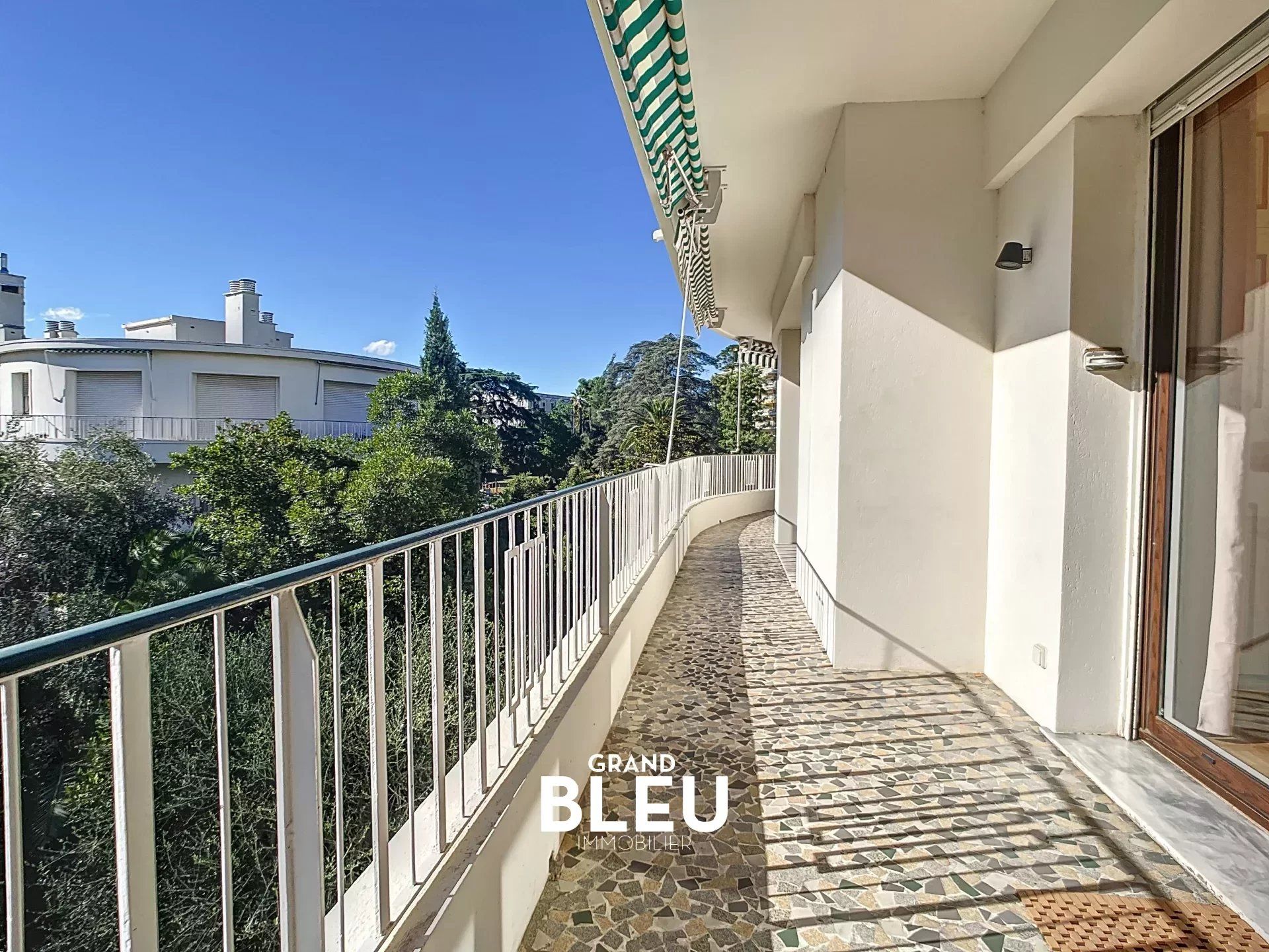 Condominium dans Nice, Alpes-Maritimes 12501592