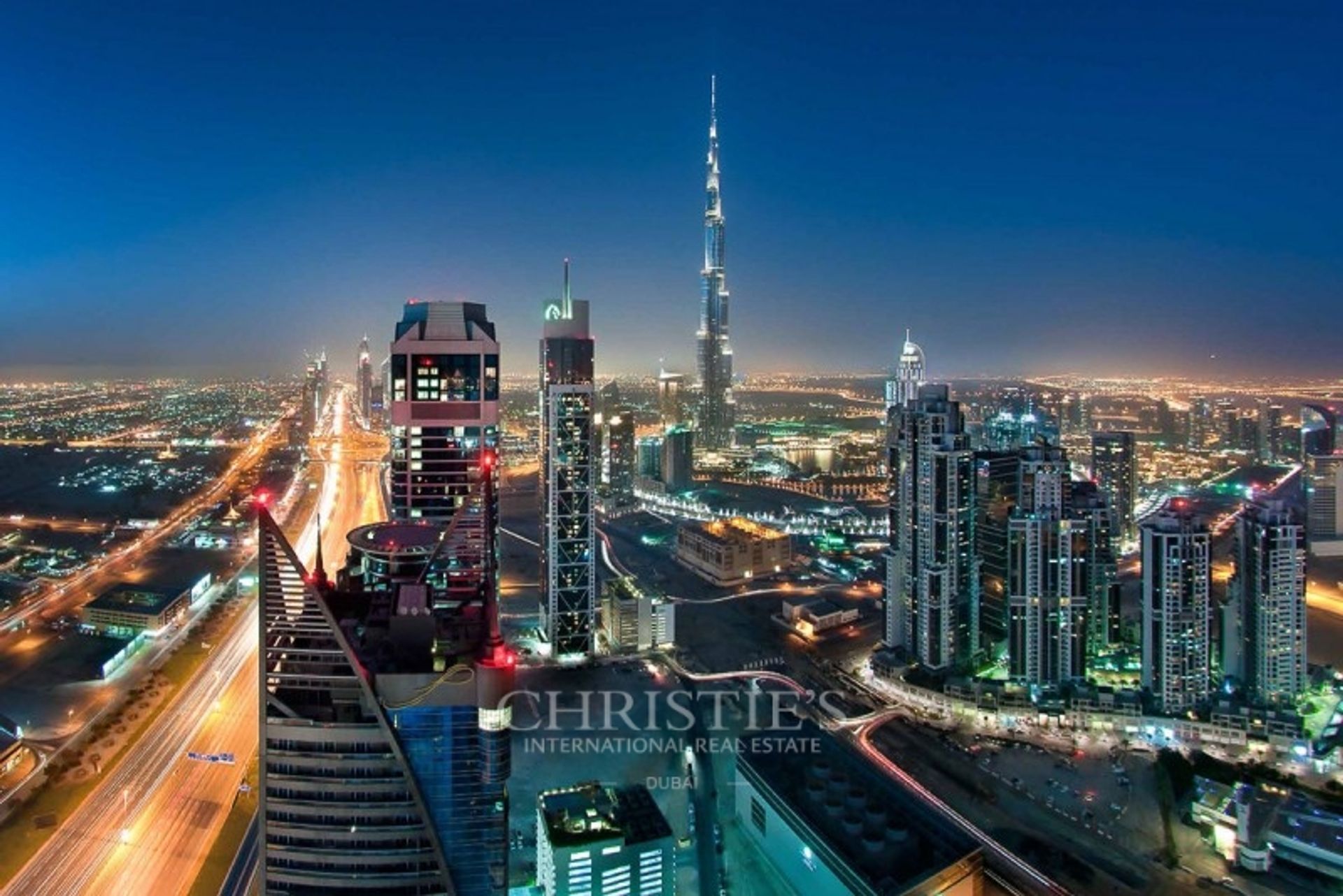 सम्मिलित में Dubai, Dubai 12502879