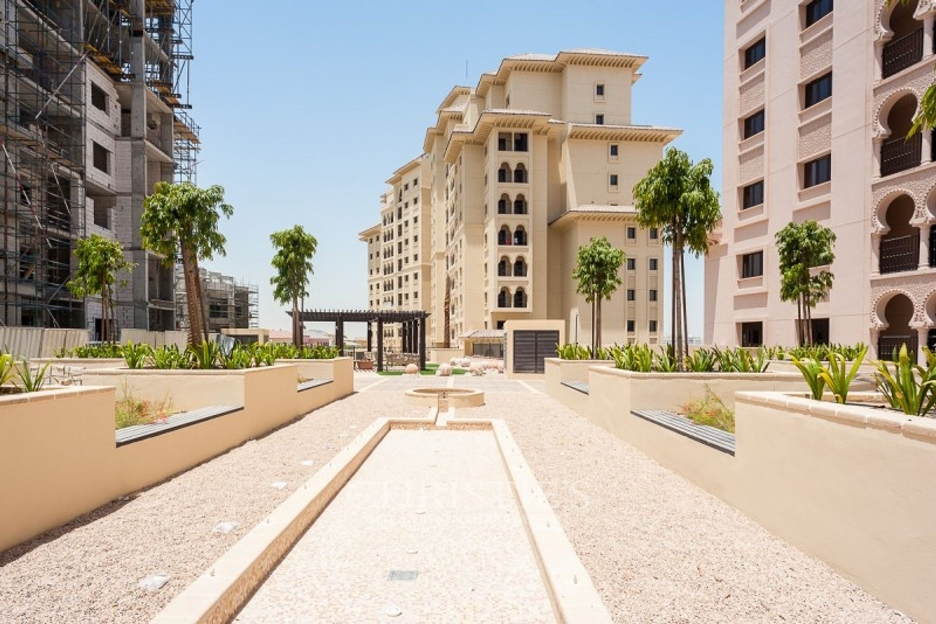 Condominium in Dubai, Dubai 12503397