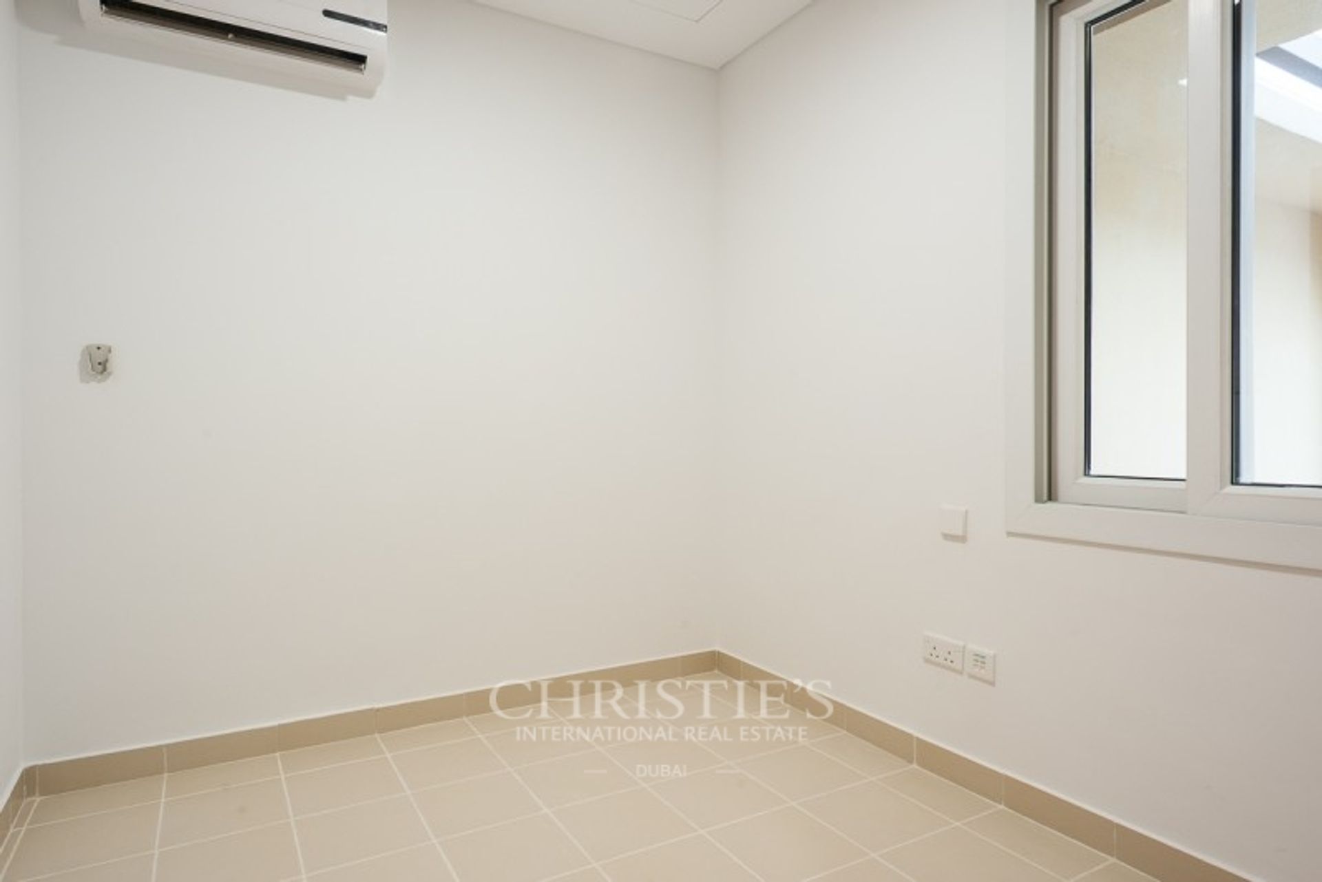 House in دبي, دبي 12503774