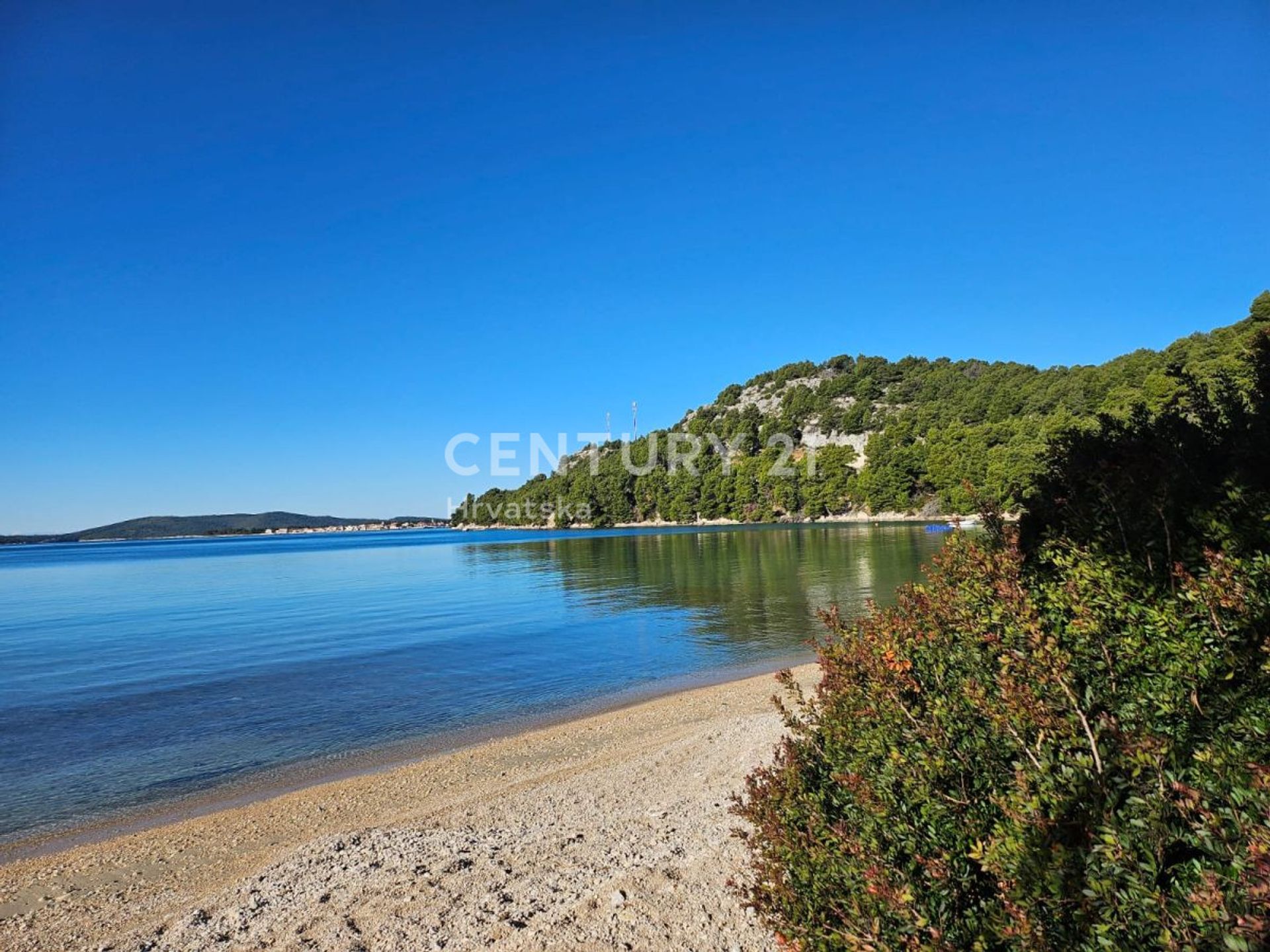 土地 在 Šibenik, Šibenik-Knin County 12504482