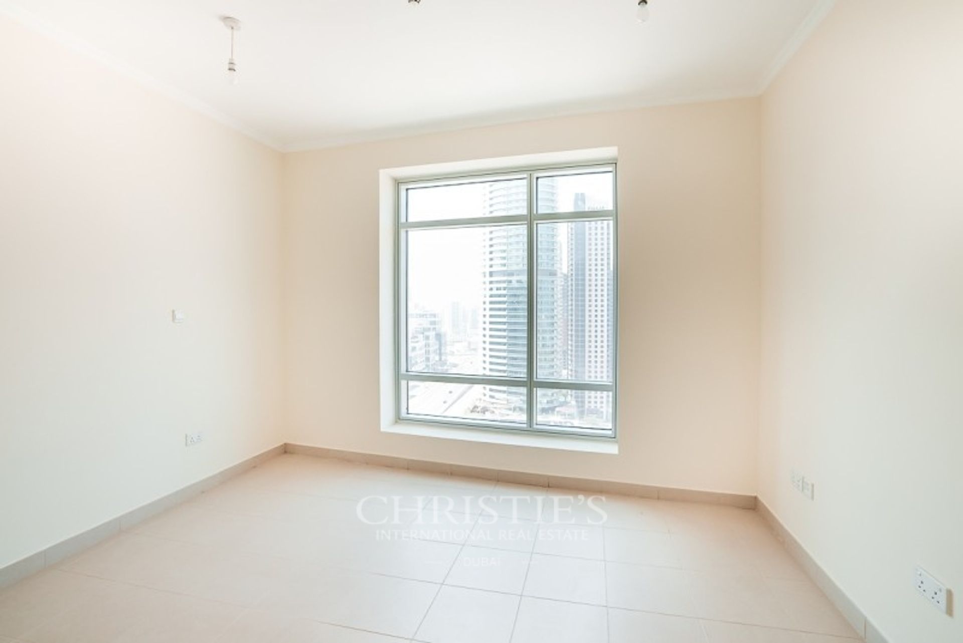 Condominium in Dubai, Dubayy 12504624