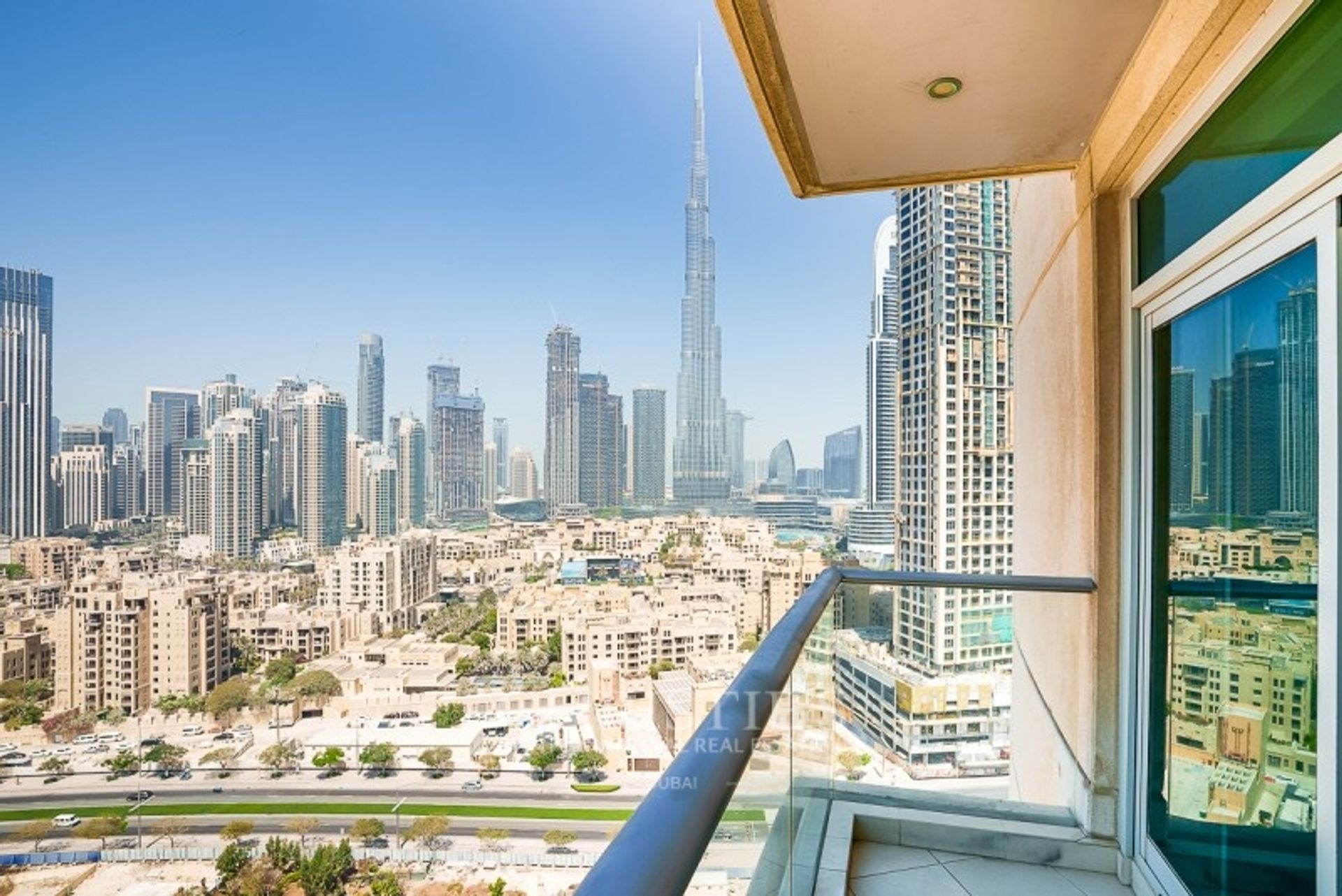 Condominium in Dubai, Dubayy 12504624