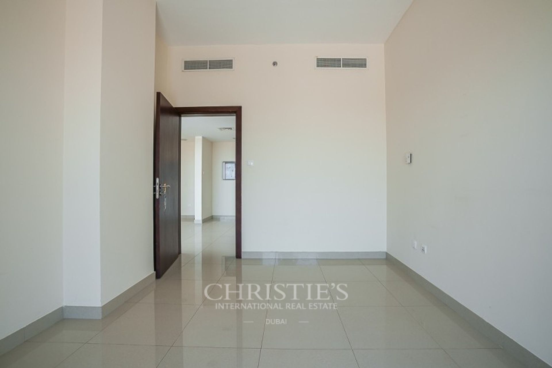 Condominium in Dubai, Dubayy 12504726