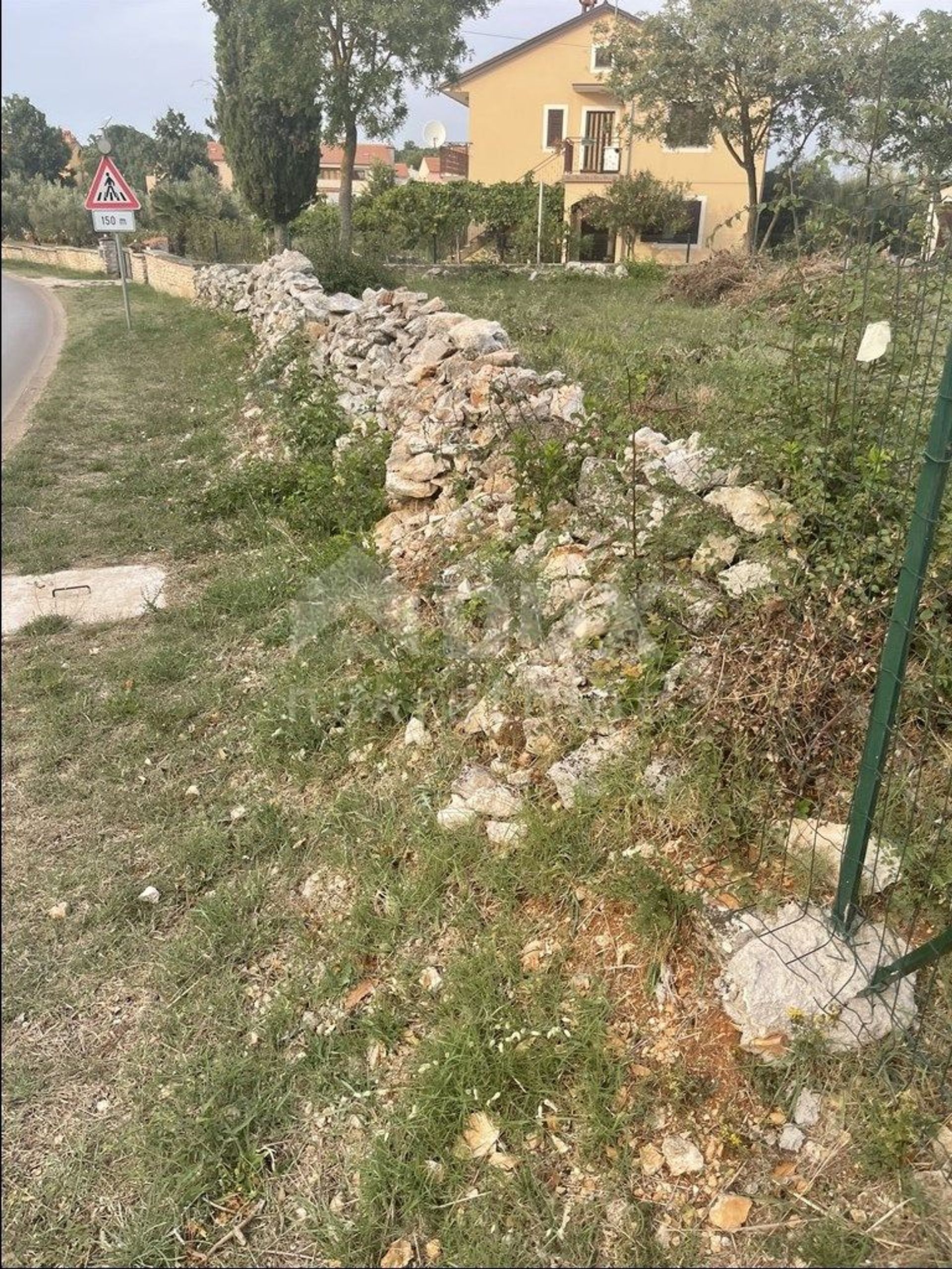 Tanah dalam Krnica, Istria County 12505156