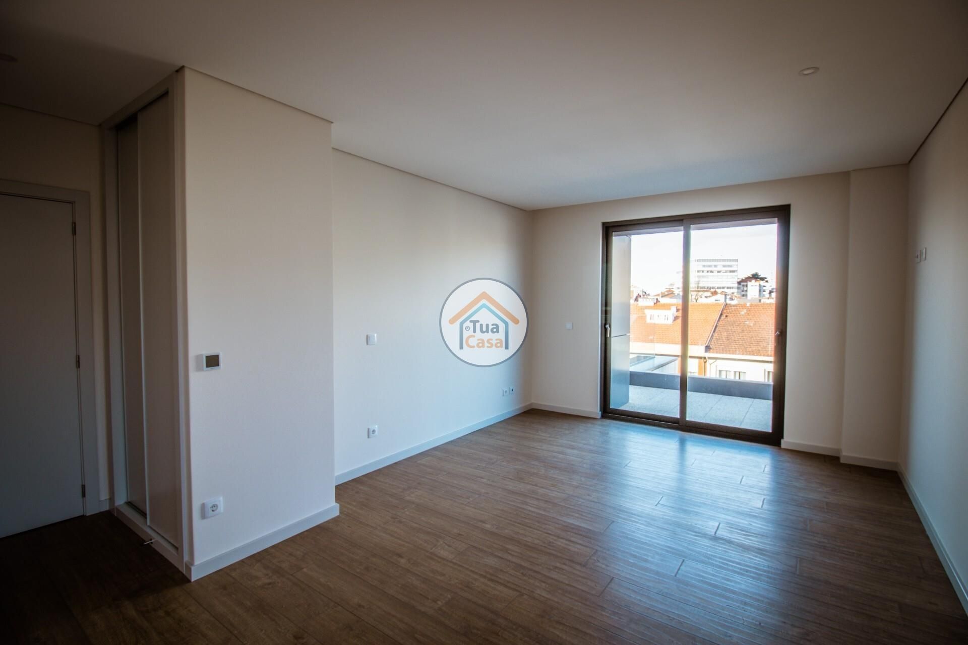 Condominium dans Porto, Porto District 12505285